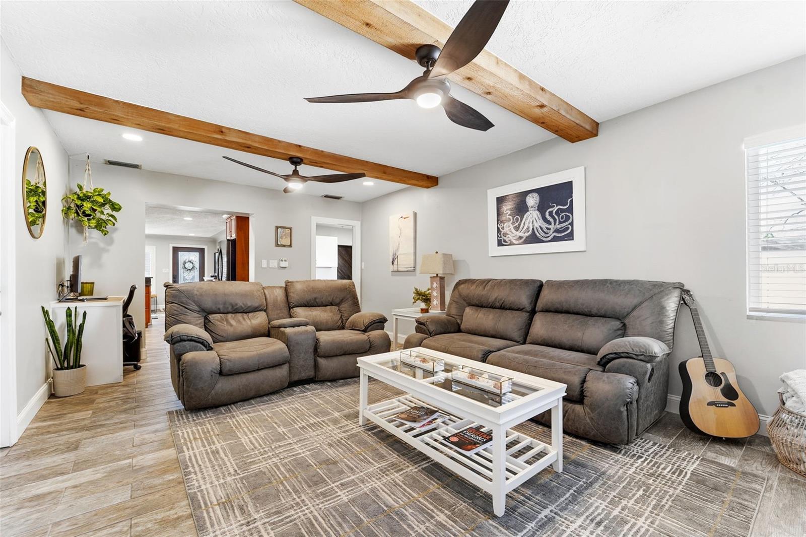 Image 18 of 51 For 3595 Floral Drive