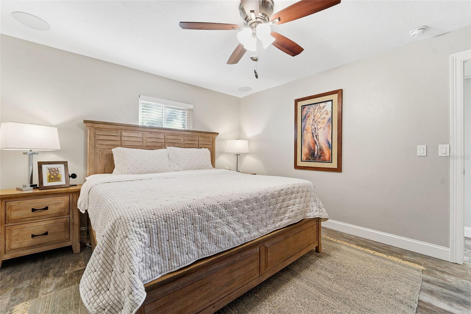 Image 22 of 51 For 3595 Floral Drive