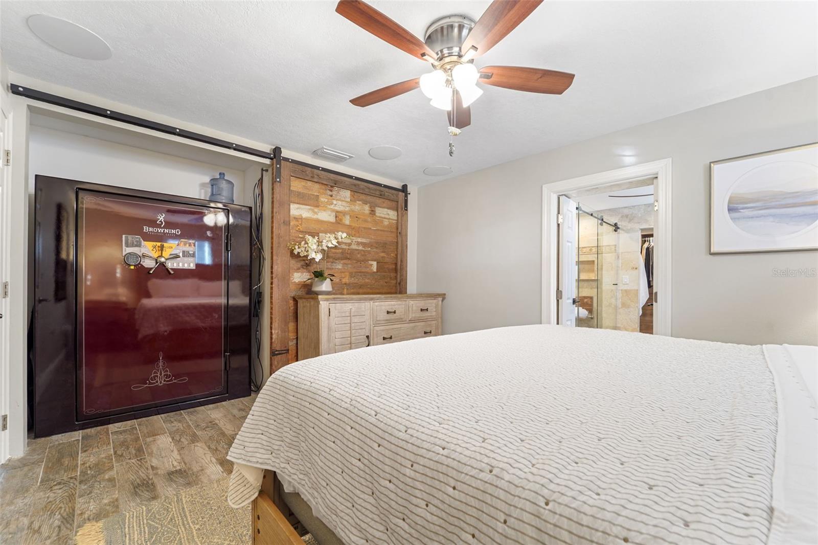 Image 24 of 51 For 3595 Floral Drive