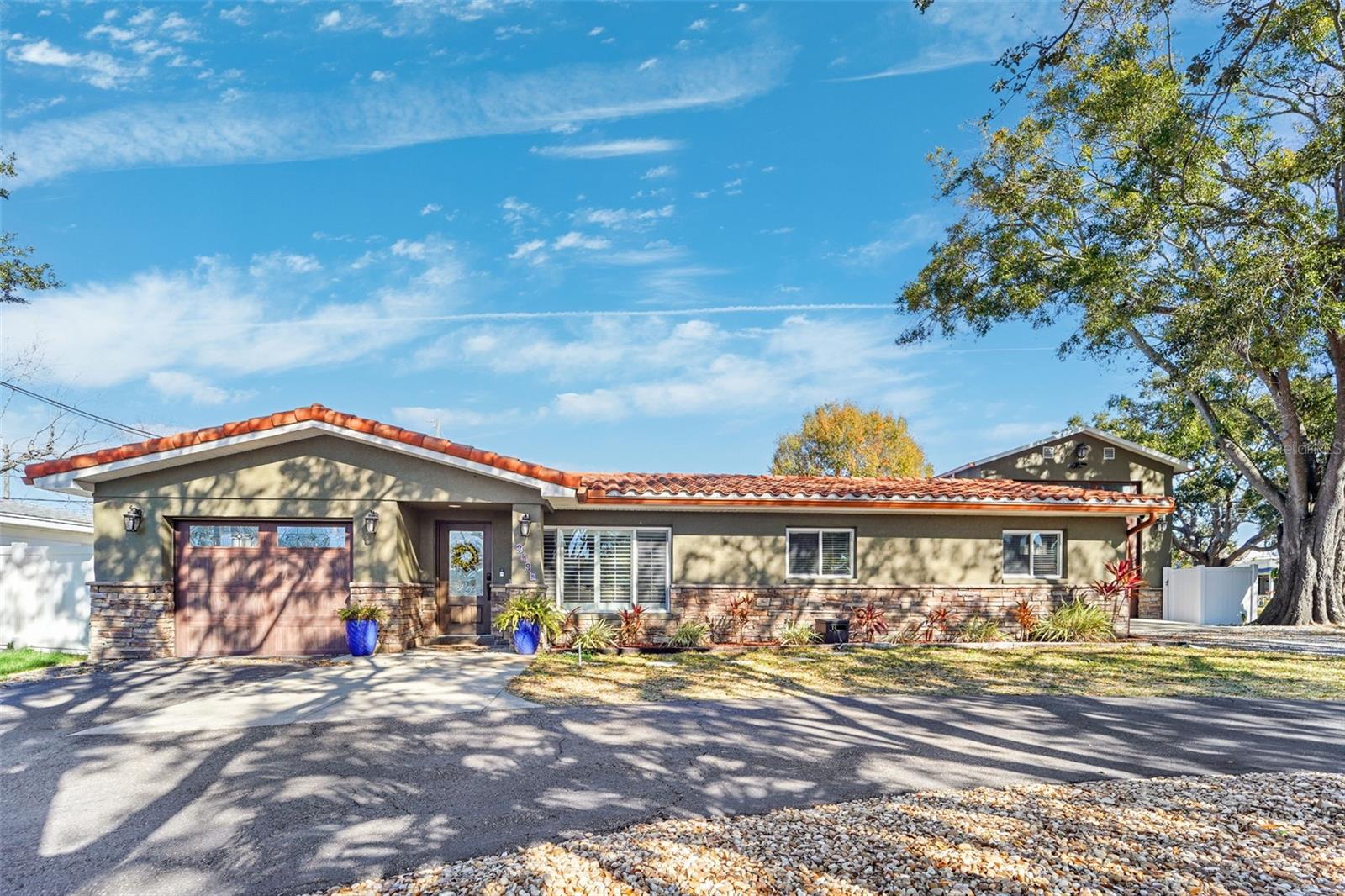 Image 3 of 51 For 3595 Floral Drive