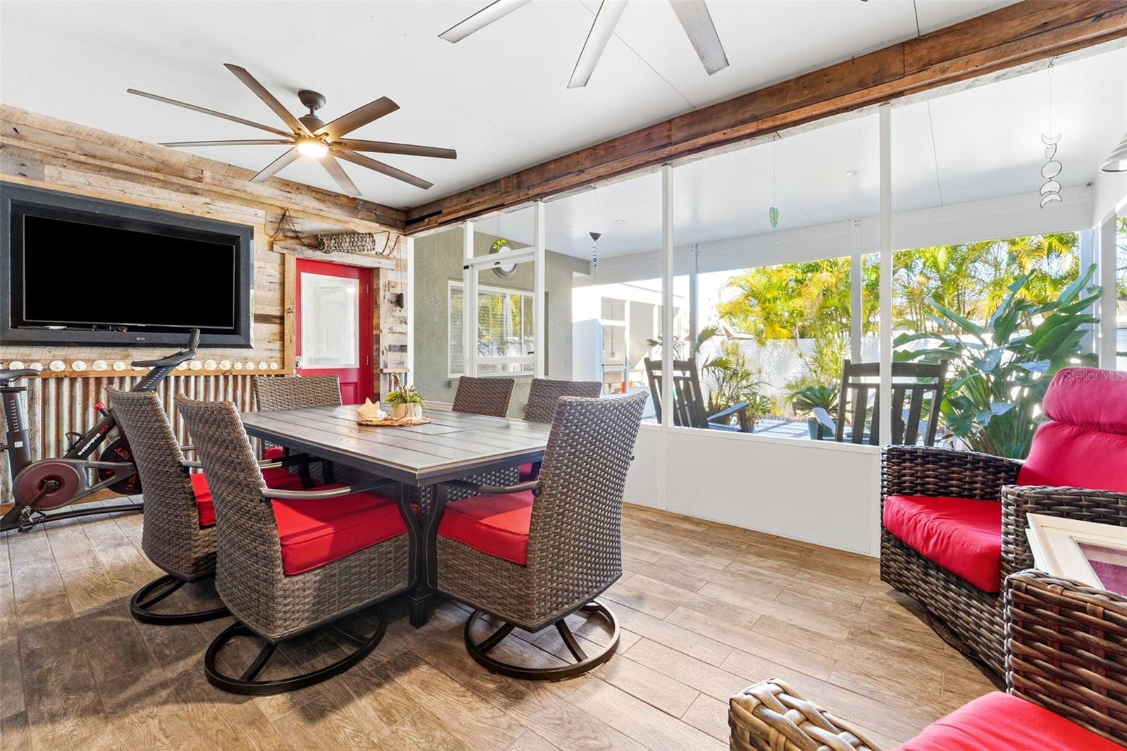 Image 39 of 51 For 3595 Floral Drive