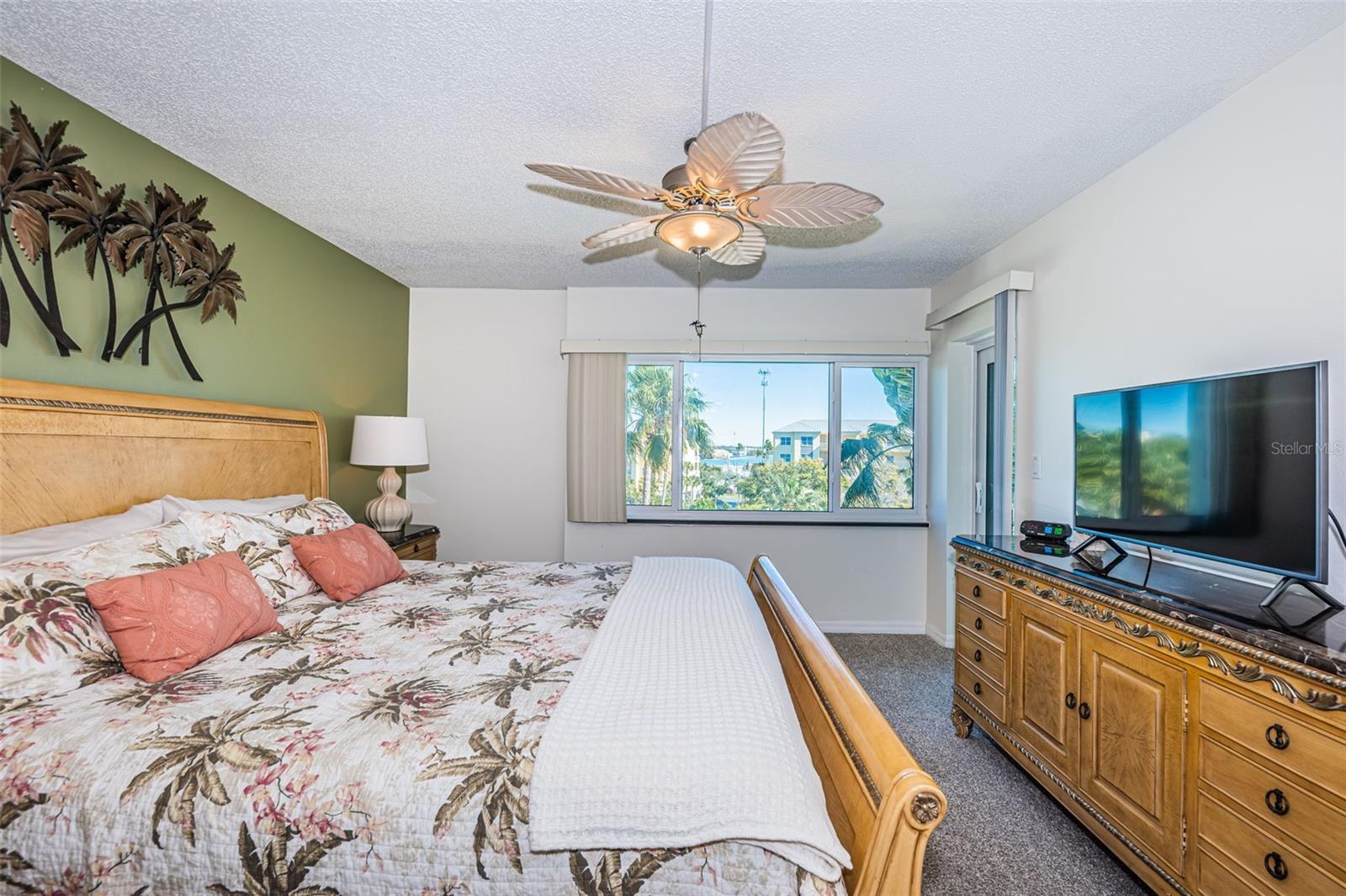 Image 27 of 65 For 401 150th Avenue 245