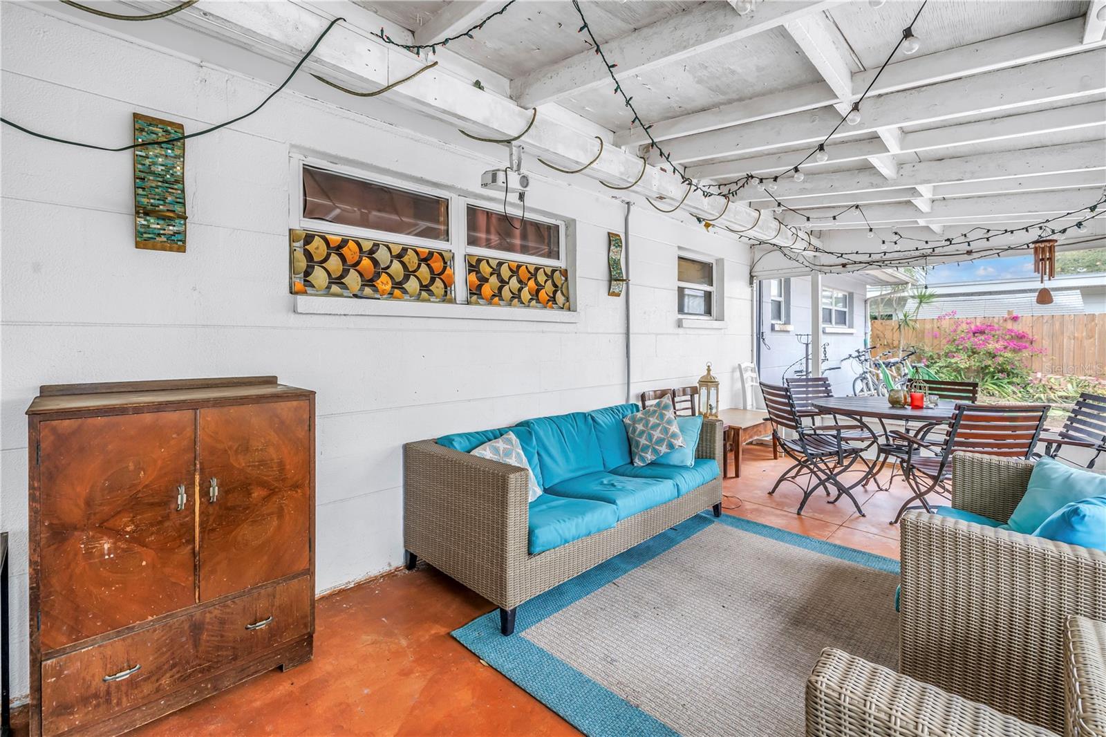 Image 19 of 37 For 1297 Eden Isle Boulevard Ne