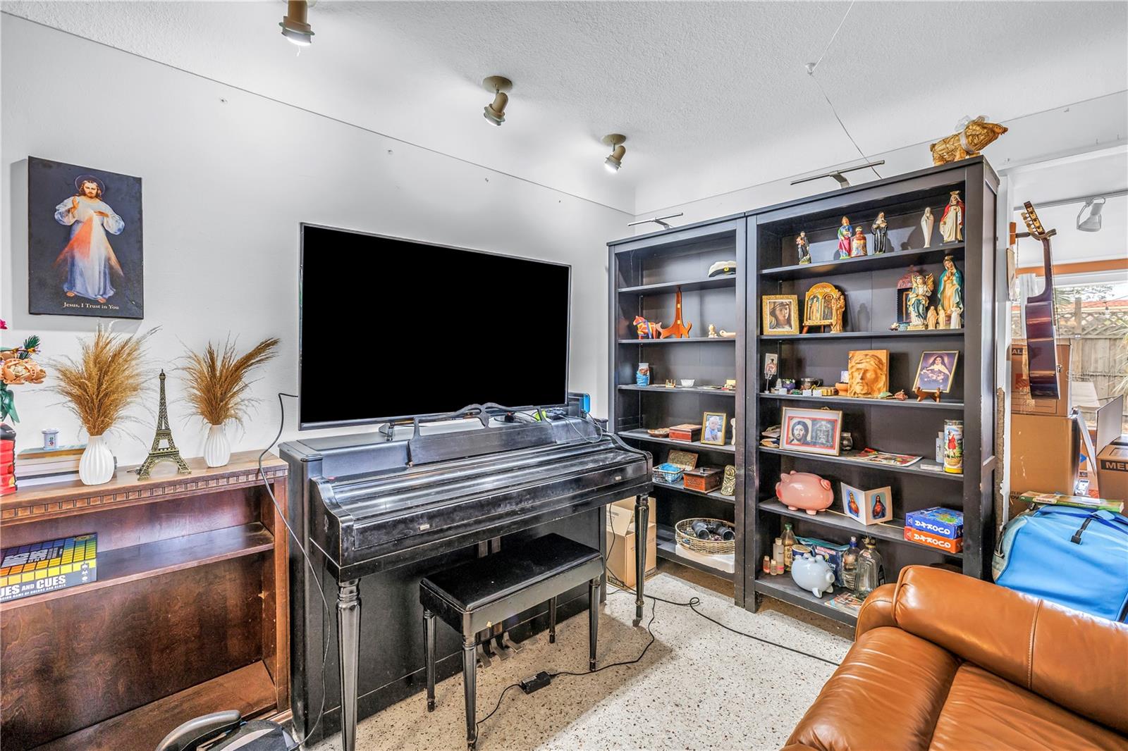 Image 26 of 37 For 1297 Eden Isle Boulevard Ne