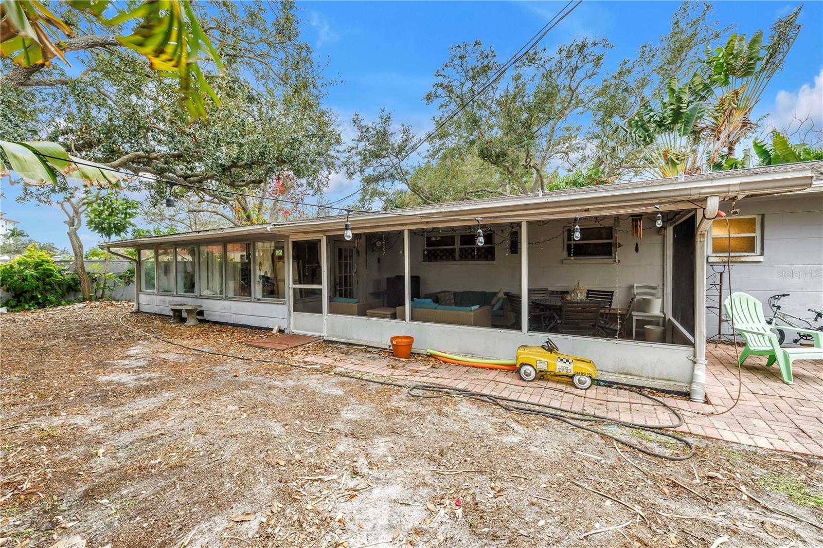 Image 36 of 37 For 1297 Eden Isle Boulevard Ne