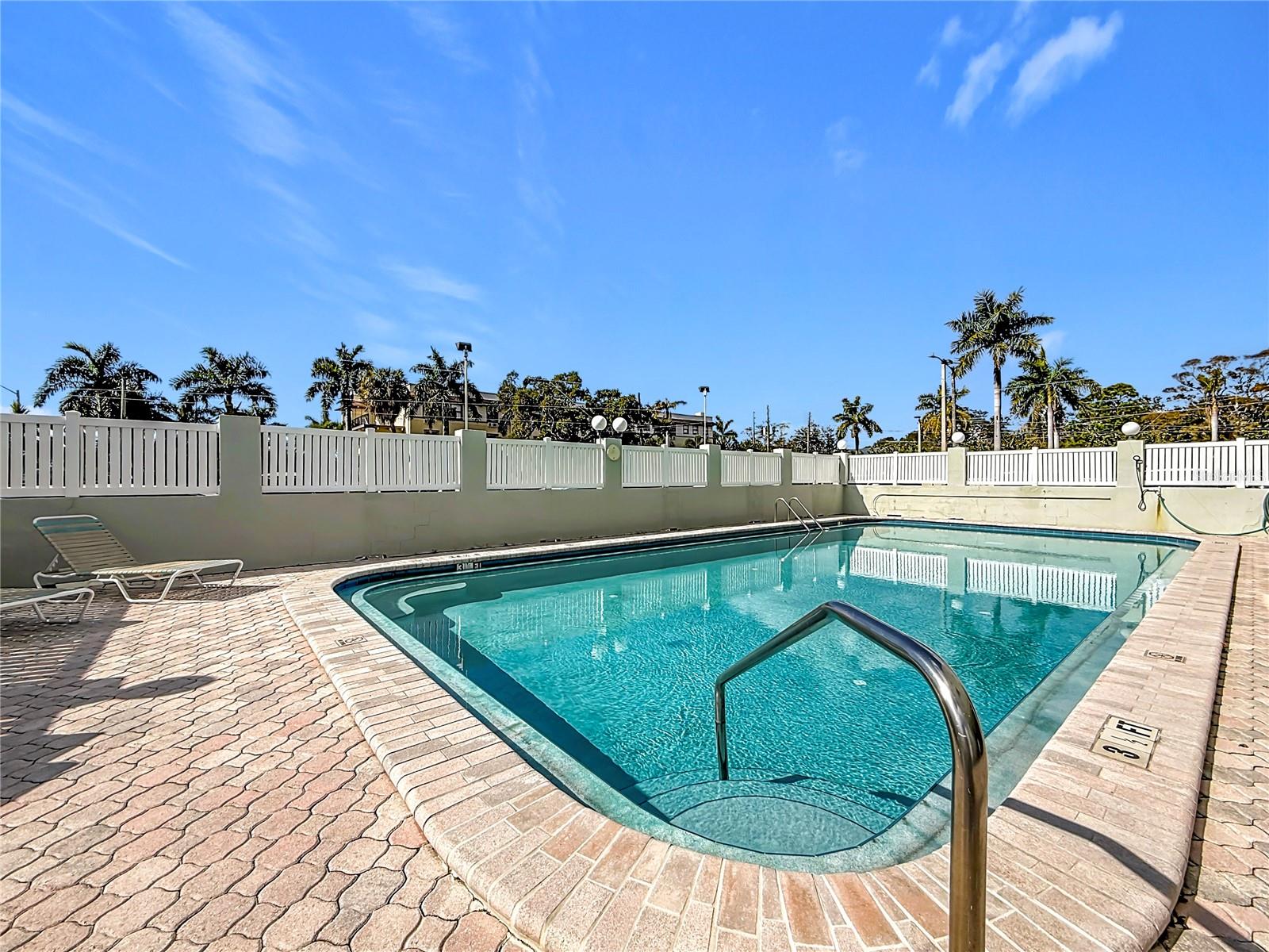 Image 37 of 41 For 7321 Central Avenue 502