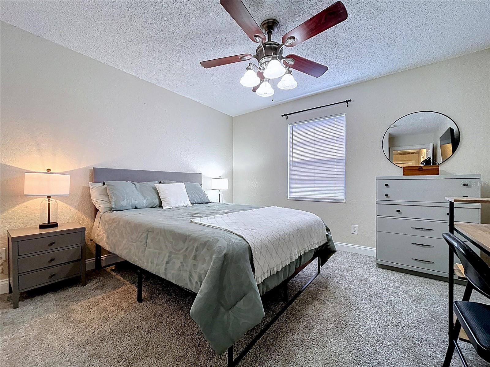 Image 35 of 61 For 2205 Roslyn Lane