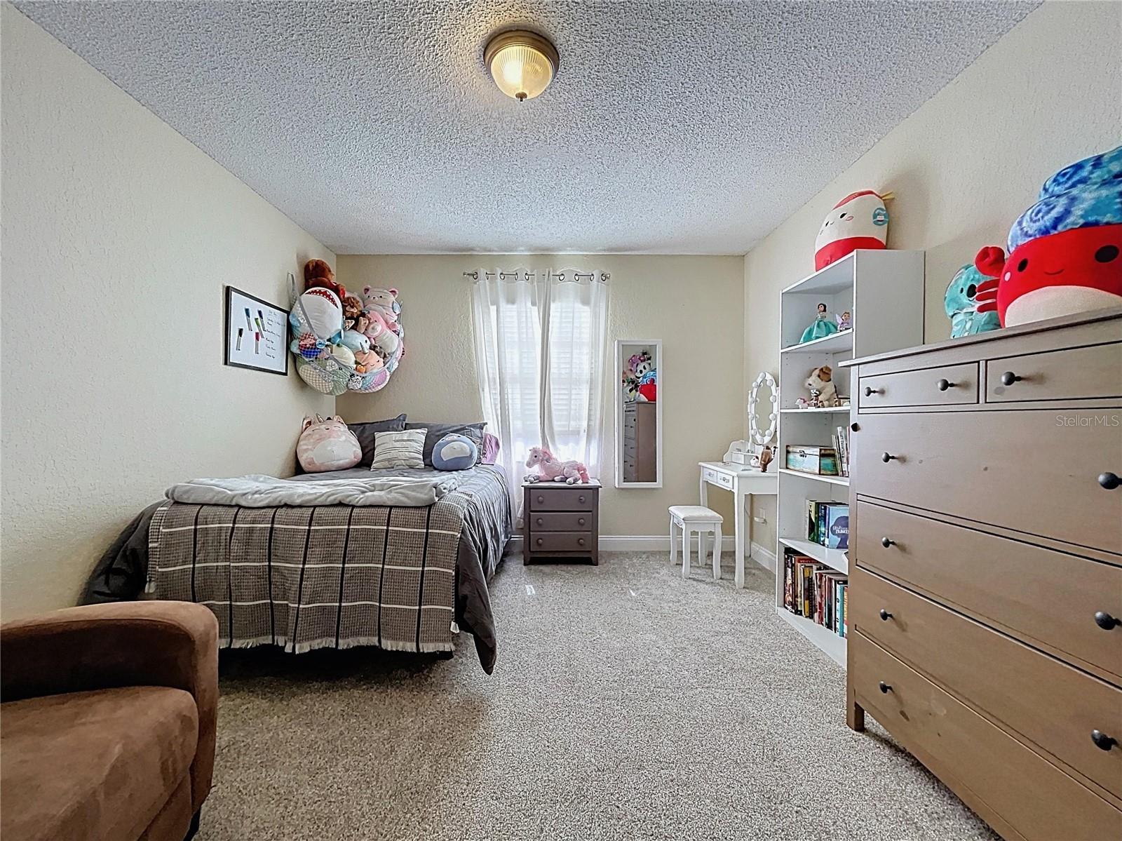 Image 40 of 61 For 2205 Roslyn Lane