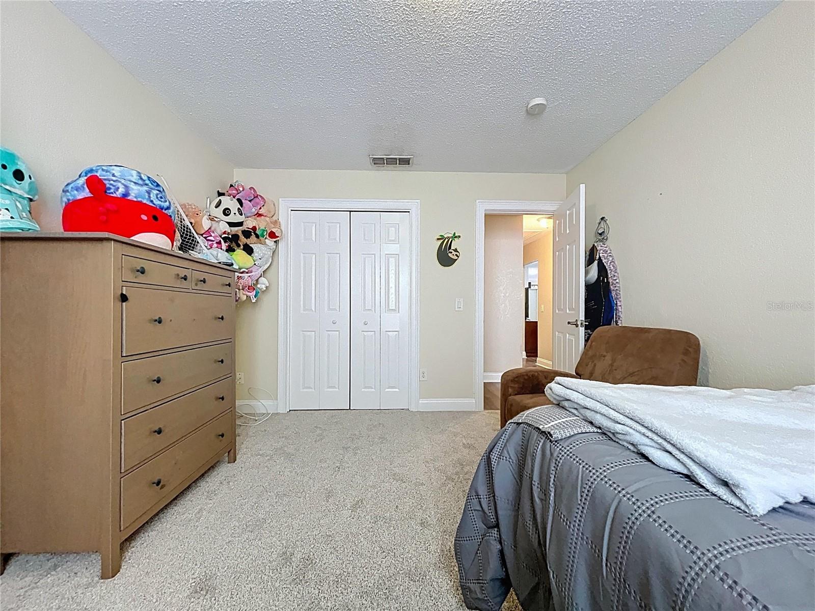 Image 41 of 61 For 2205 Roslyn Lane