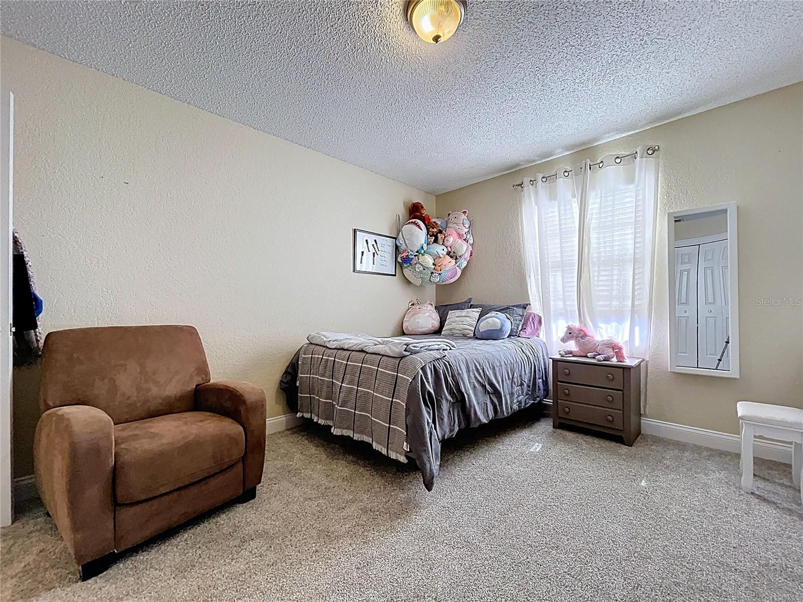 Image 43 of 61 For 2205 Roslyn Lane