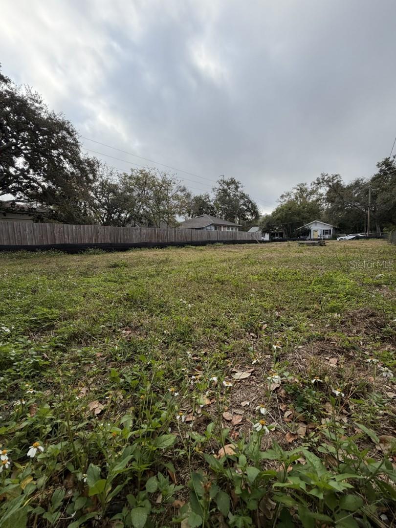 Image 6 of 7 For 1006 Jones Street