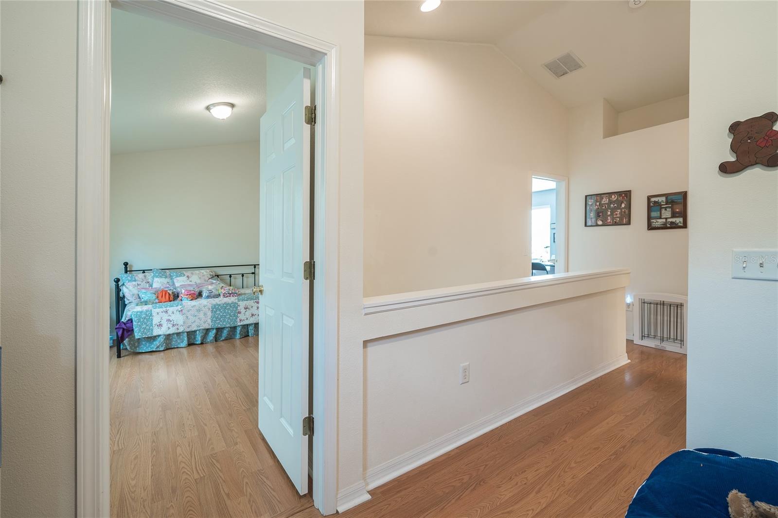 Image 21 of 34 For 133 Sawtooth Drive