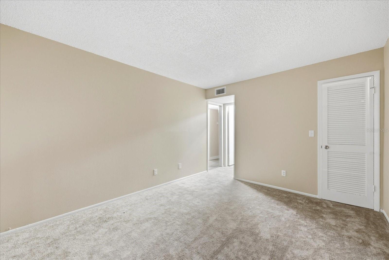 Image 12 of 22 For 3300 Fox Chase Circle N 202