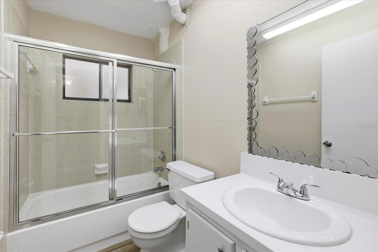 Image 14 of 22 For 3300 Fox Chase Circle N 202