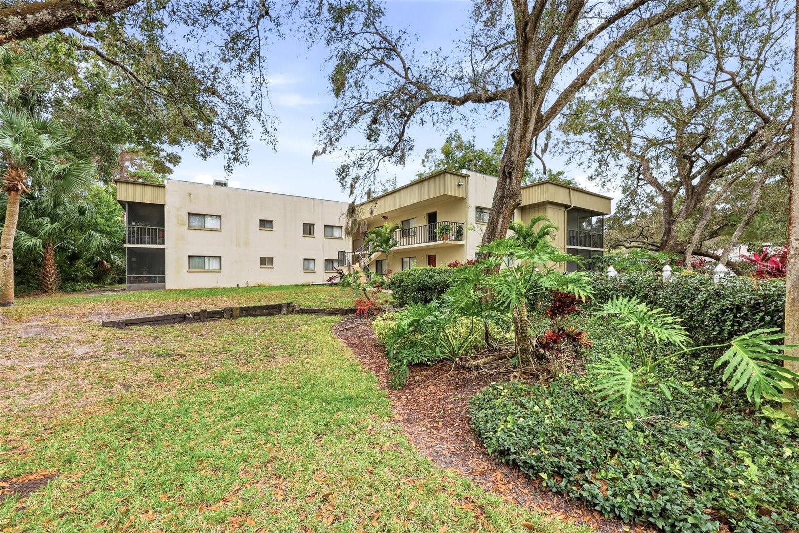 Image 17 of 22 For 3300 Fox Chase Circle N 202