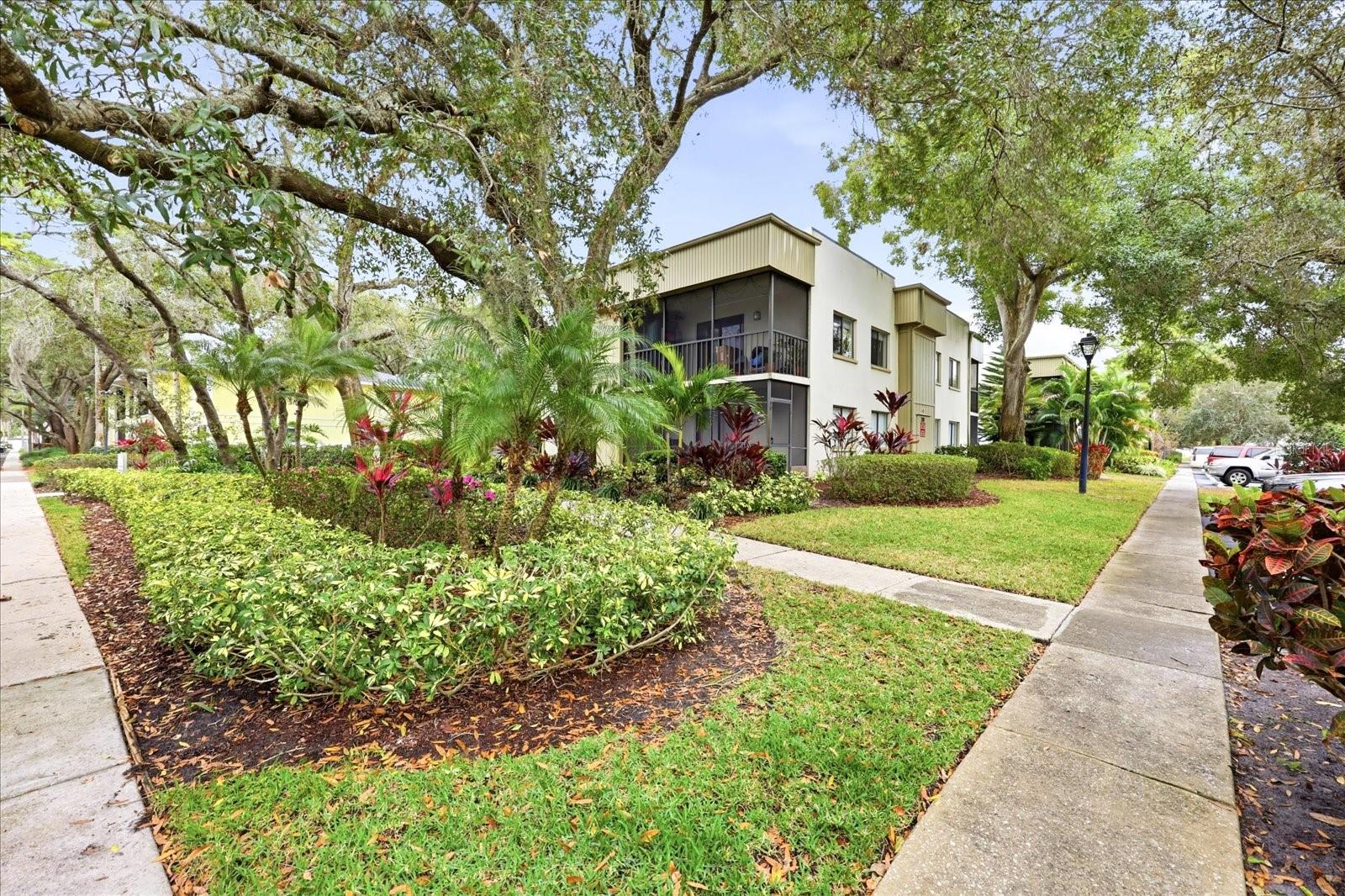 Image 18 of 22 For 3300 Fox Chase Circle N 202