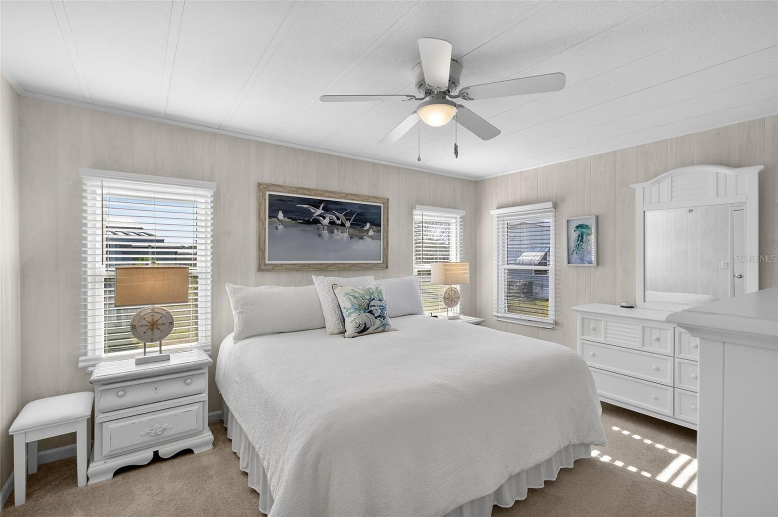 Image 16 of 71 For 677 El Tango