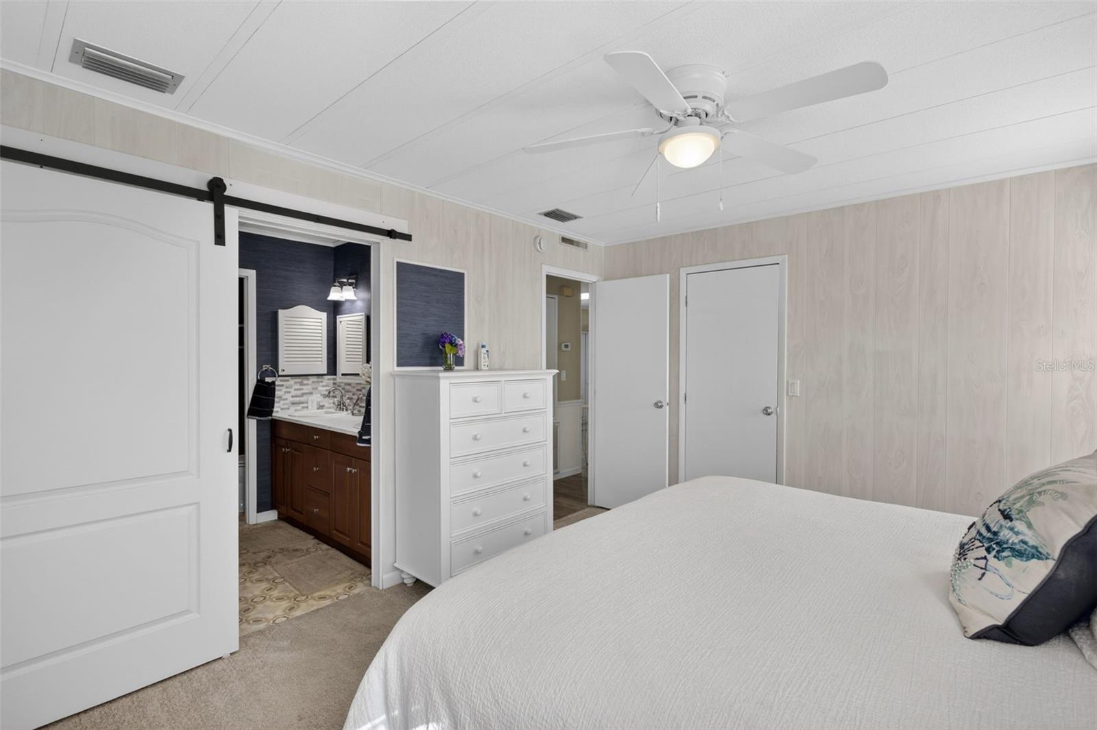 Image 19 of 71 For 677 El Tango