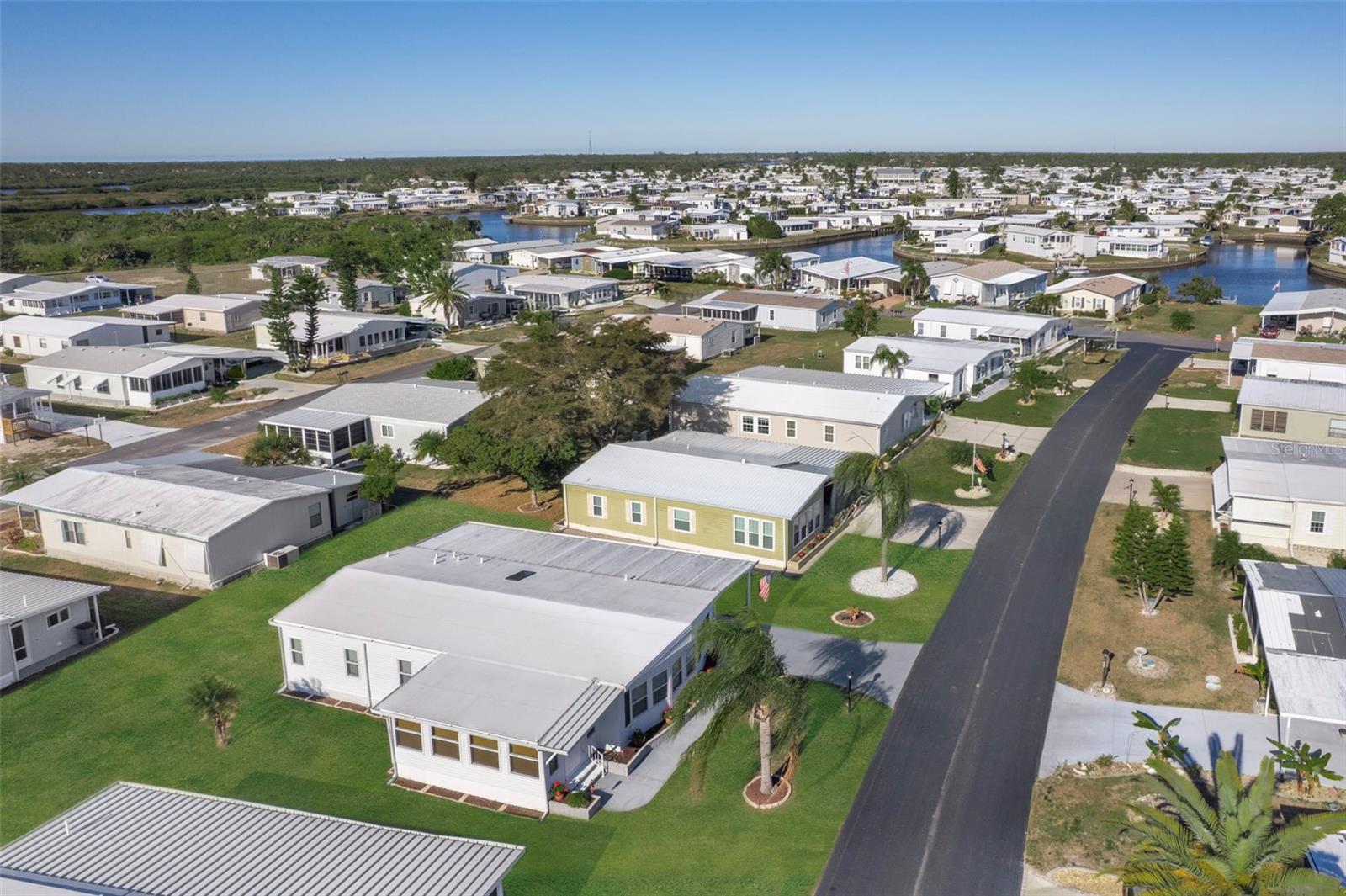 Image 31 of 71 For 677 El Tango