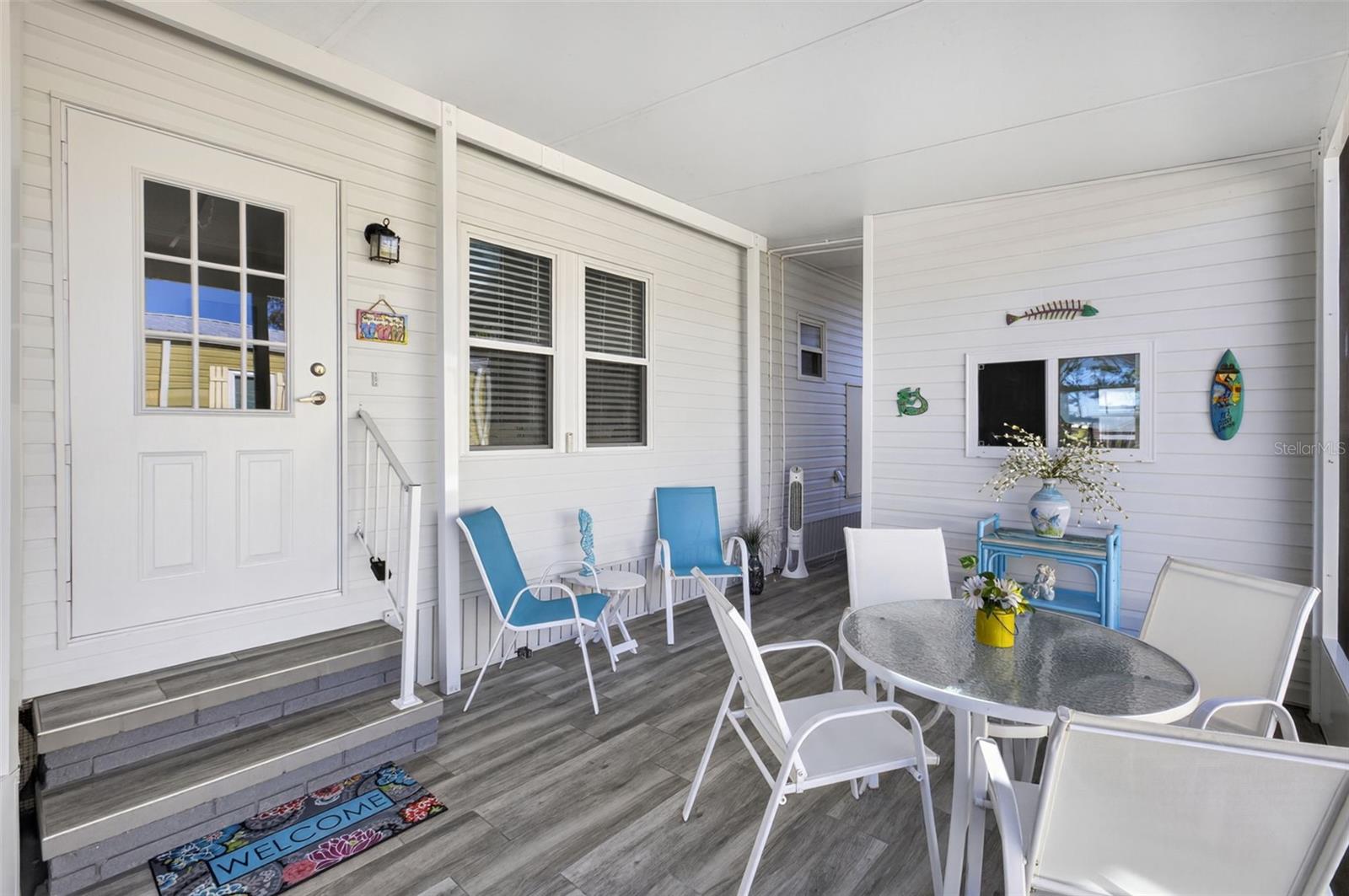 Image 4 of 71 For 677 El Tango