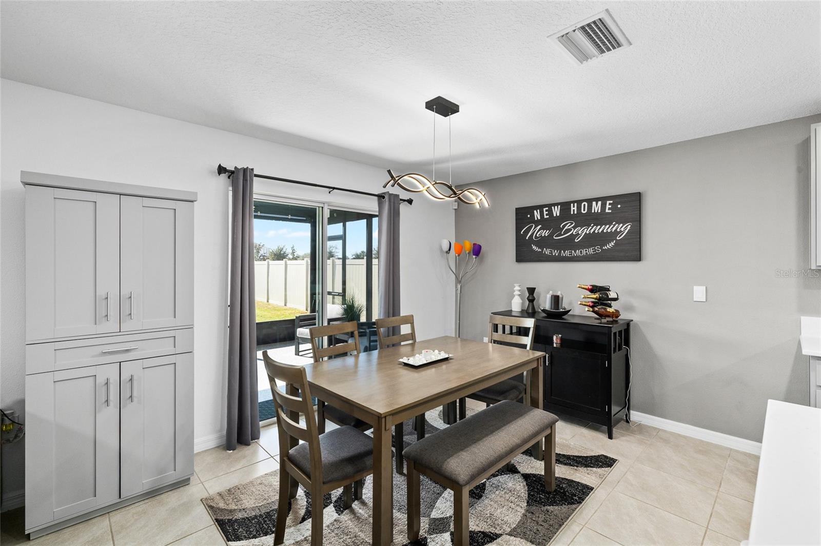 Image 15 of 48 For 16507 Windmill Forge Pass