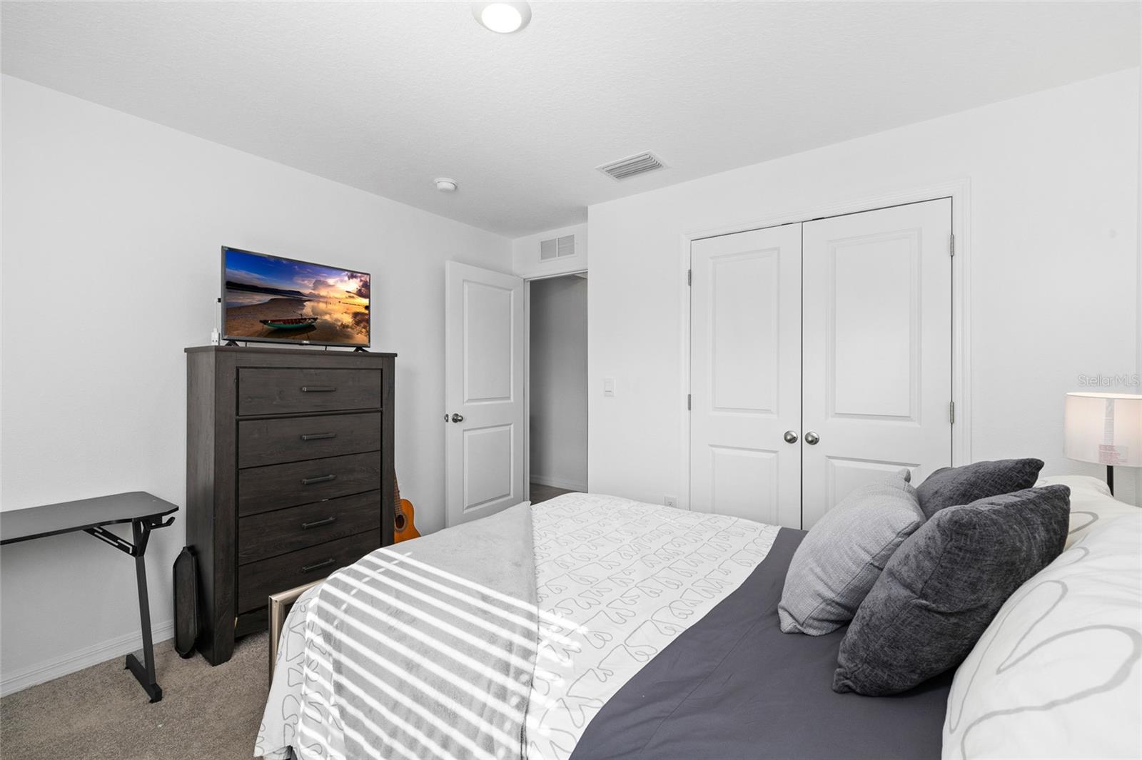 Image 17 of 48 For 16507 Windmill Forge Pass