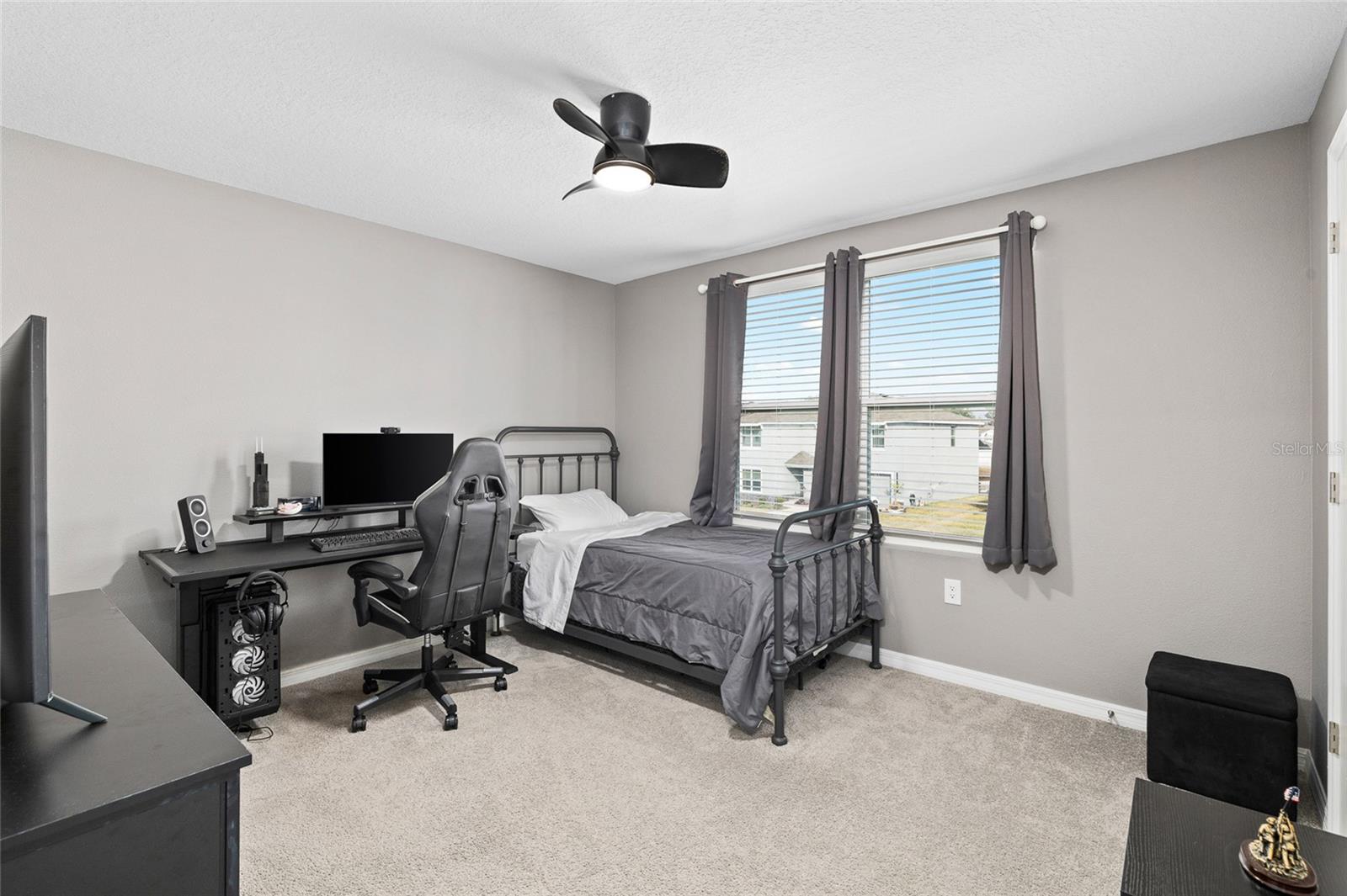 Image 31 of 48 For 16507 Windmill Forge Pass