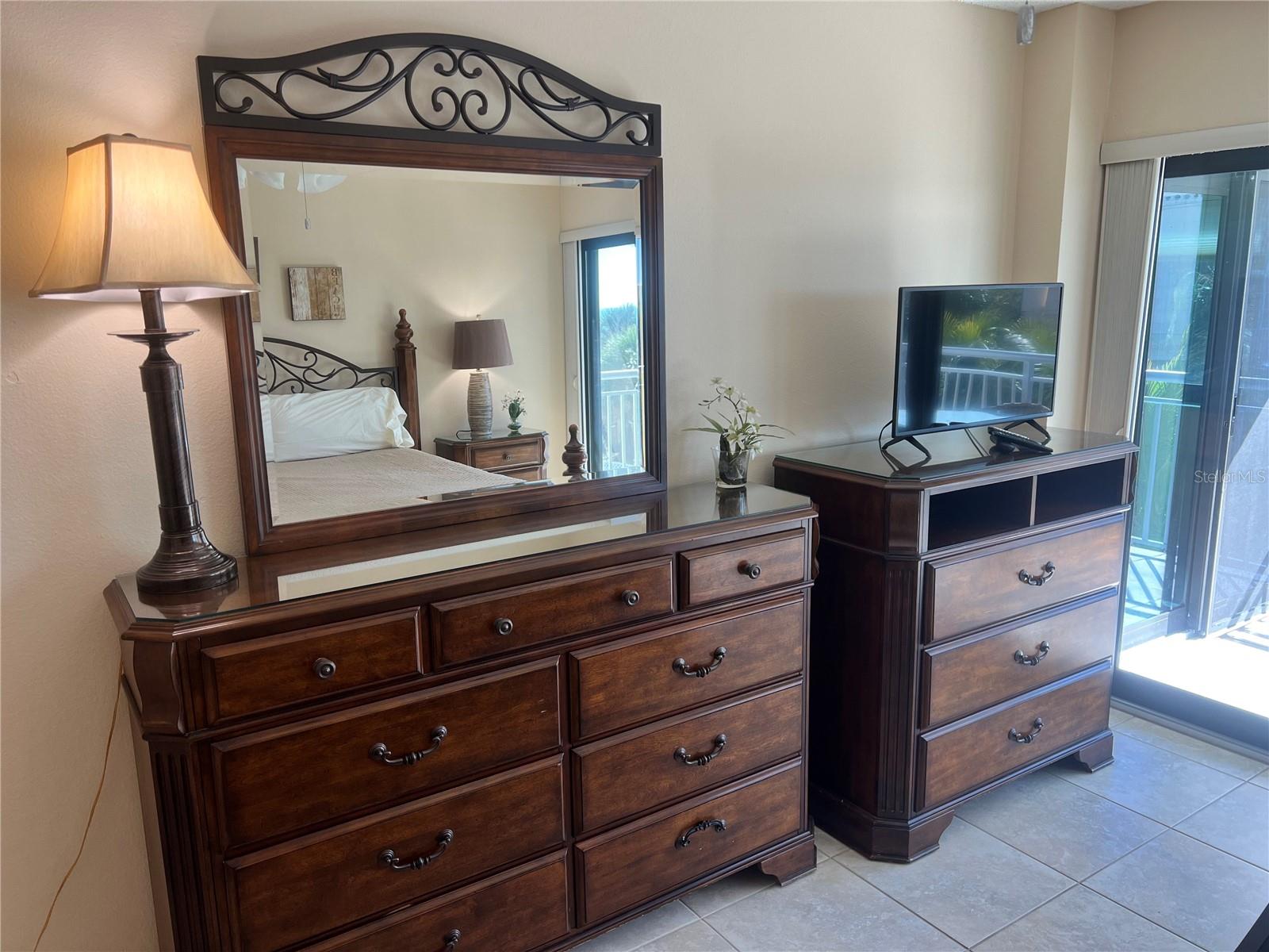 Image 13 of 35 For 1001 Point Of Rocks Road 310