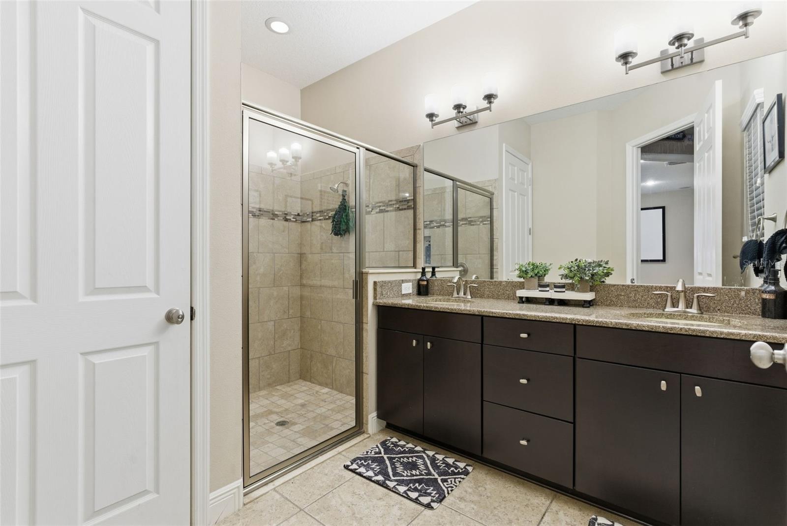 Image 15 of 42 For 2651 Calvano Drive