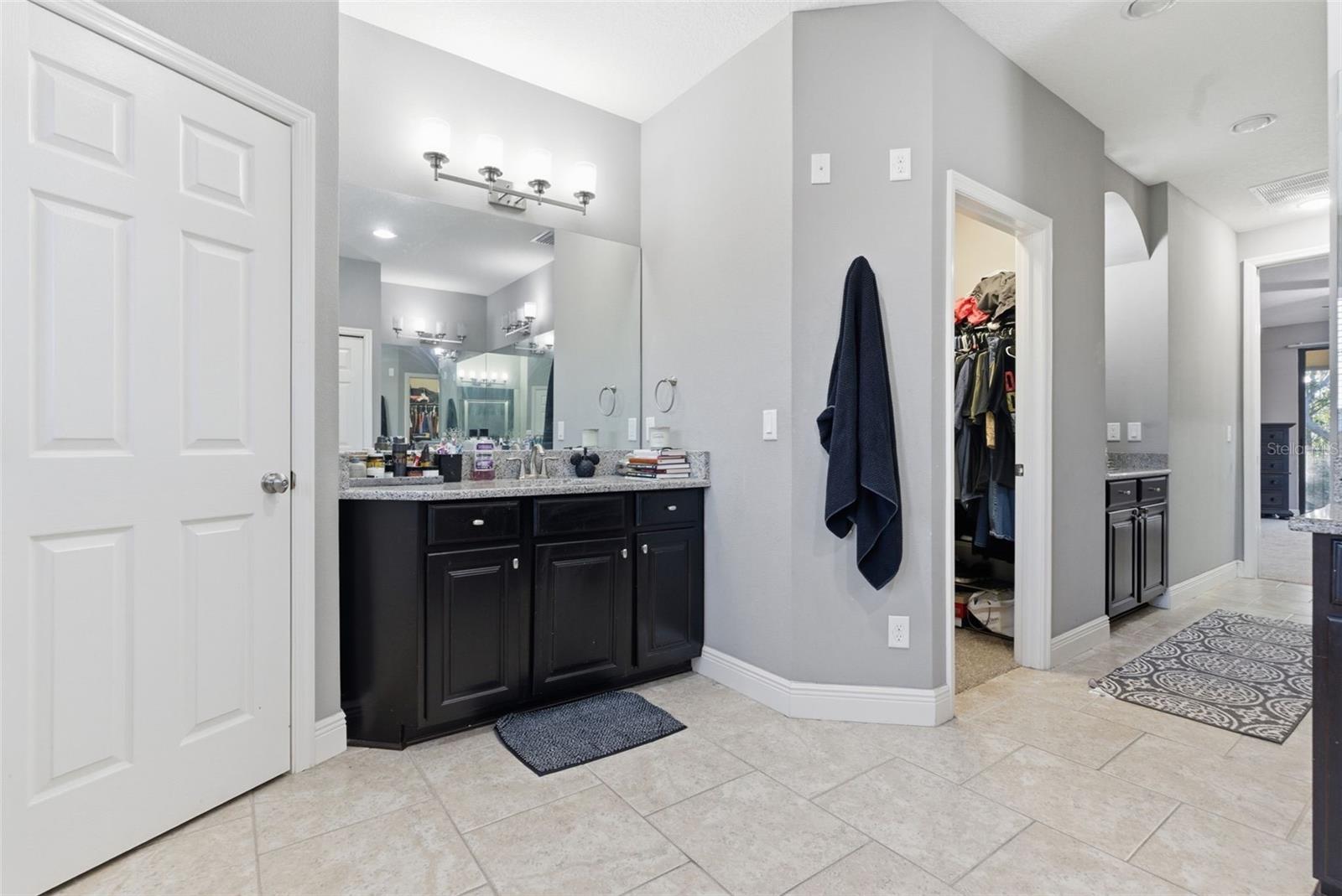 Image 25 of 42 For 2651 Calvano Drive