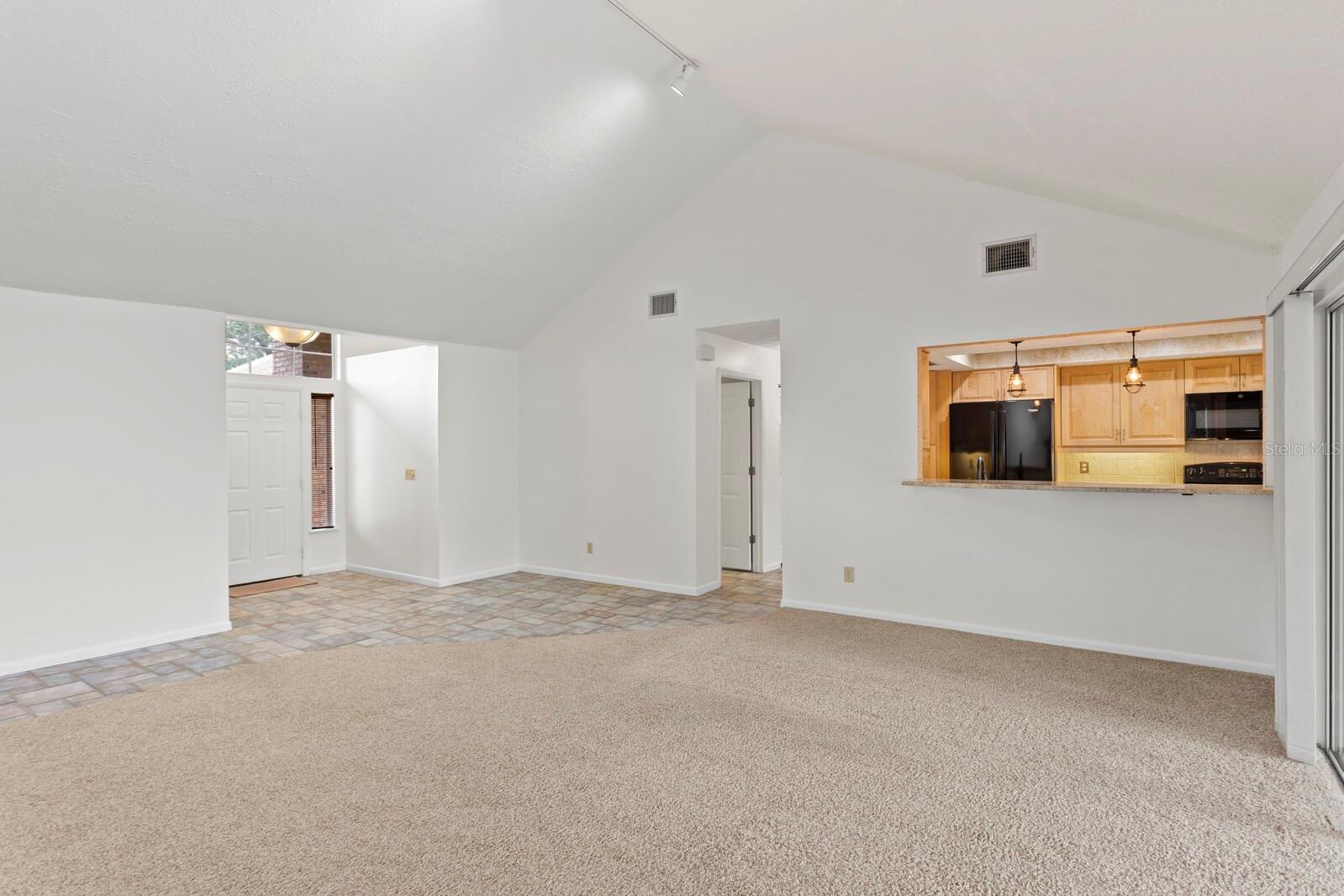 Image 8 of 47 For 14908 Palmcrest Place