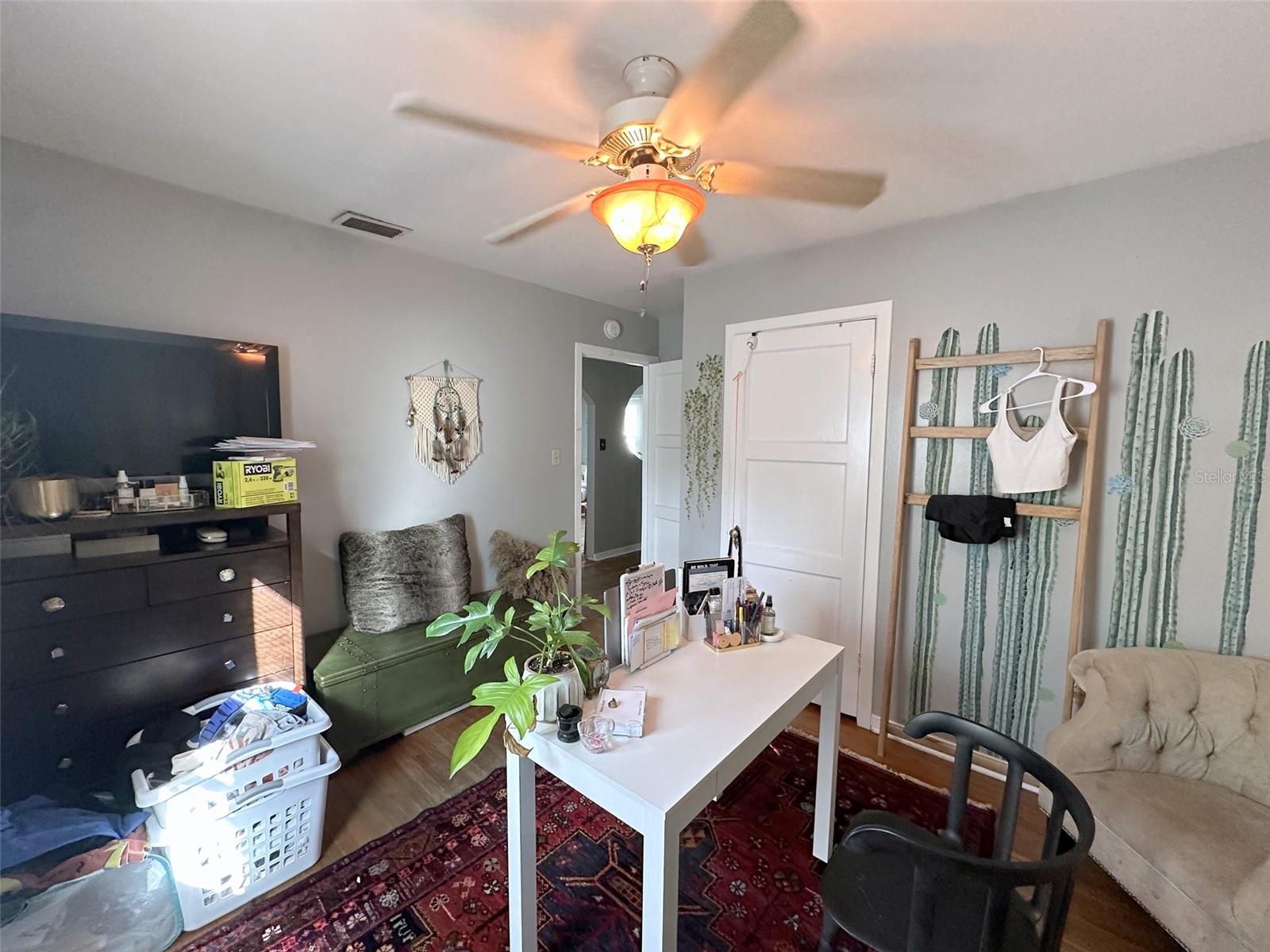 Image 11 of 22 For 1419 Jean Street