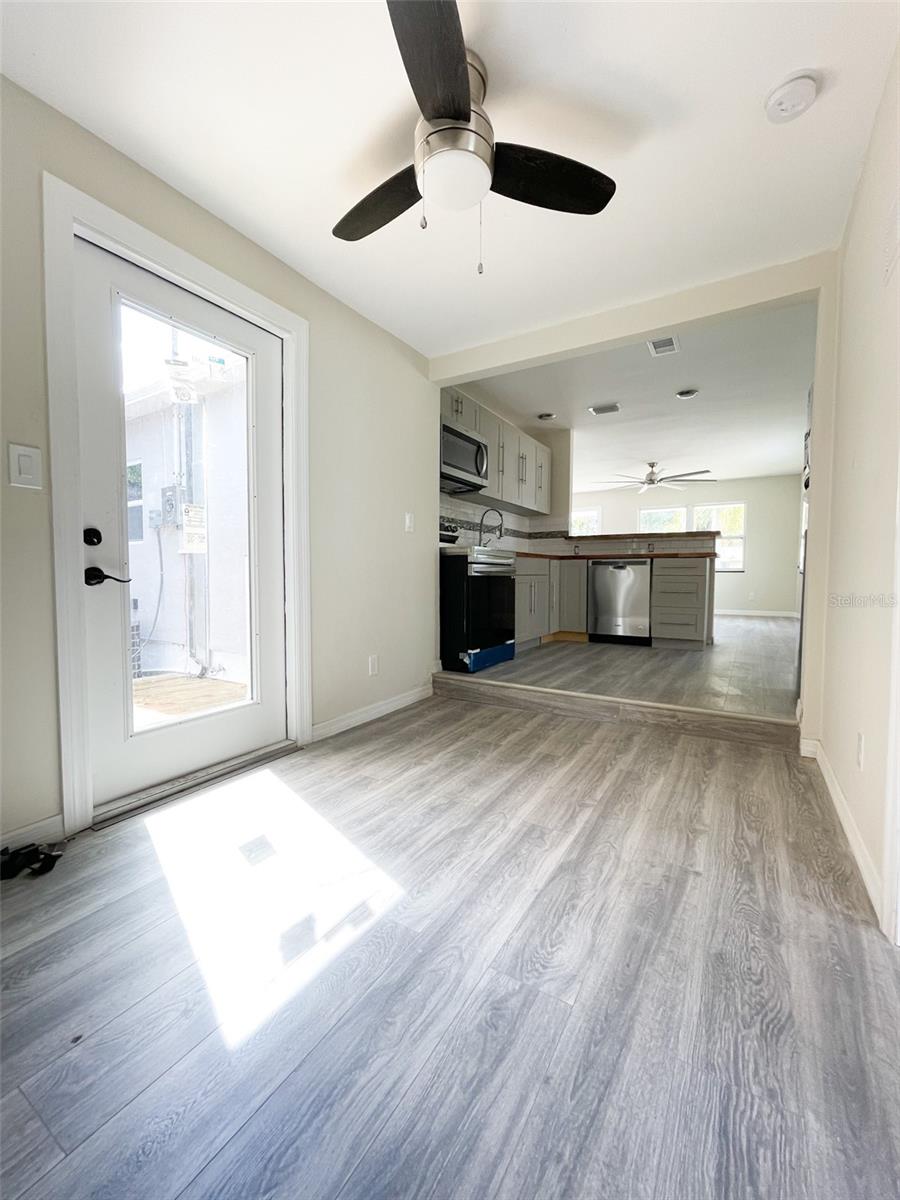 Image 8 of 13 For 4537 10th Avenue S