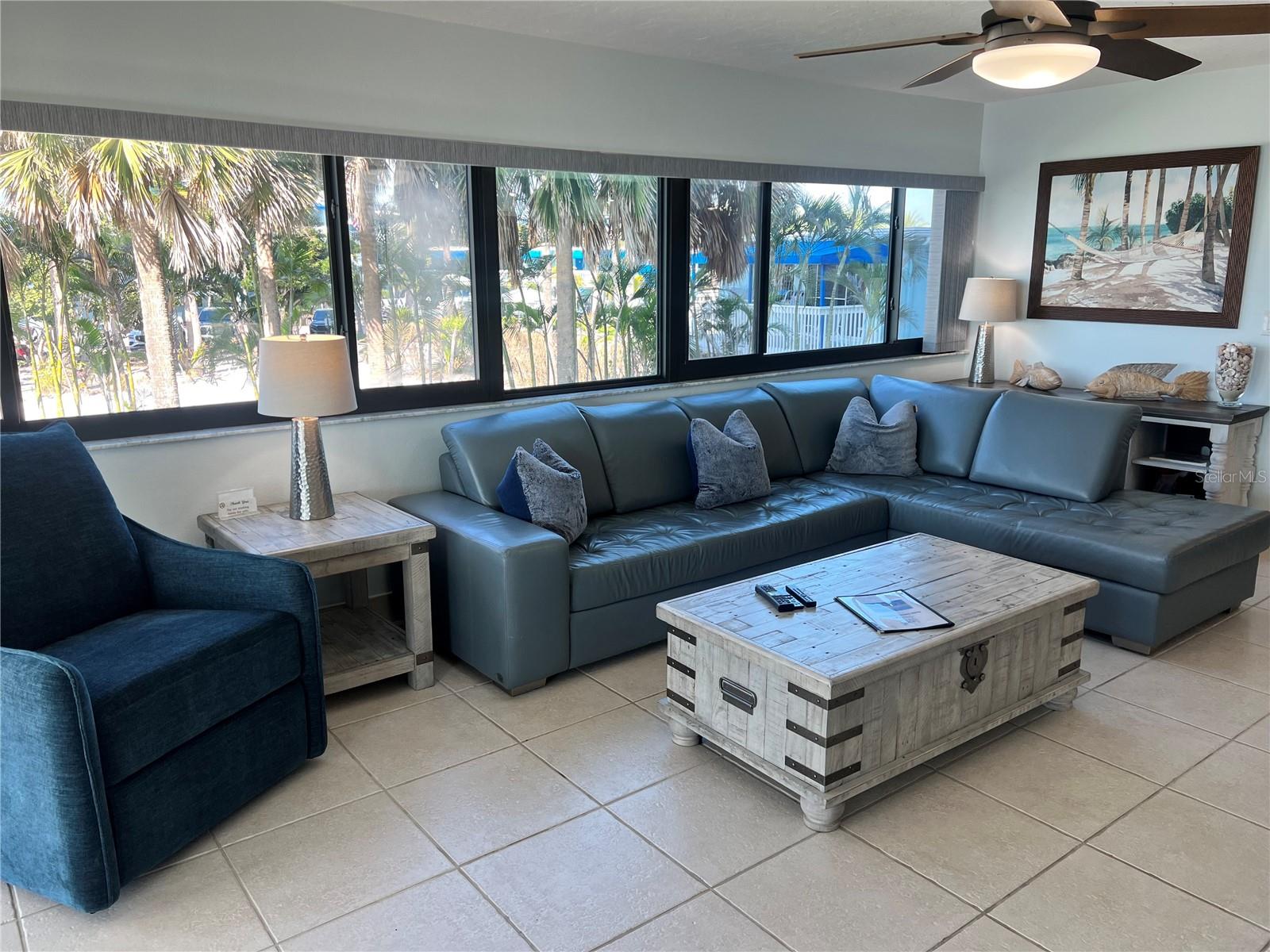 Image 9 of 36 For 1001 Point Of Rocks Road 212