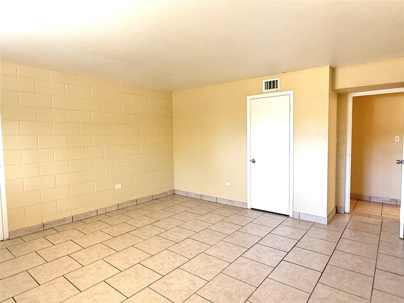 Image 12 of 16 For 706 Martin Luther King Boulevard A5