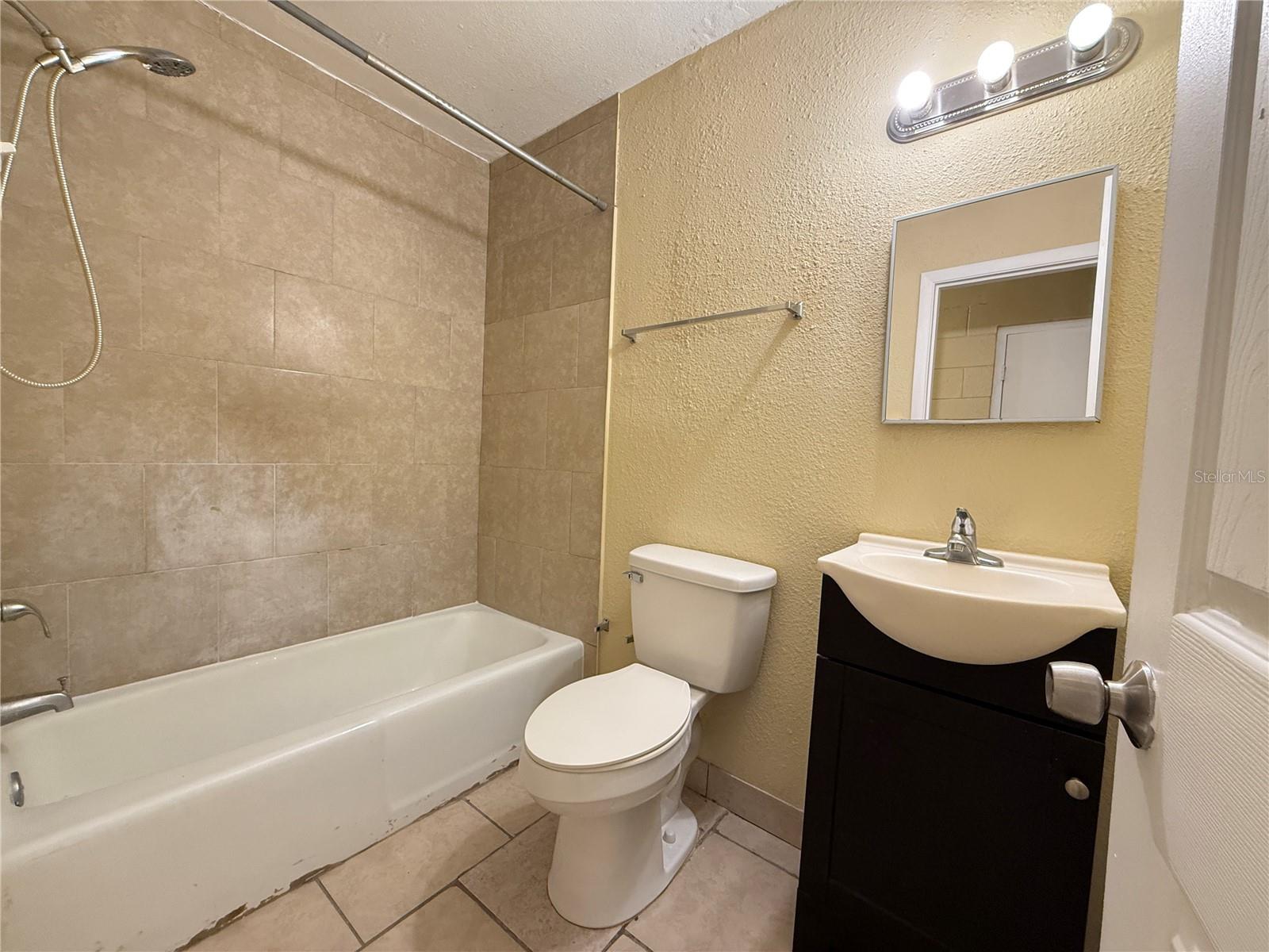 Image 14 of 16 For 706 Martin Luther King Boulevard A5