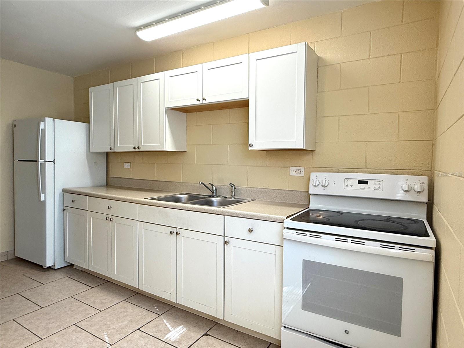 Image 9 of 16 For 706 Martin Luther King Boulevard A5