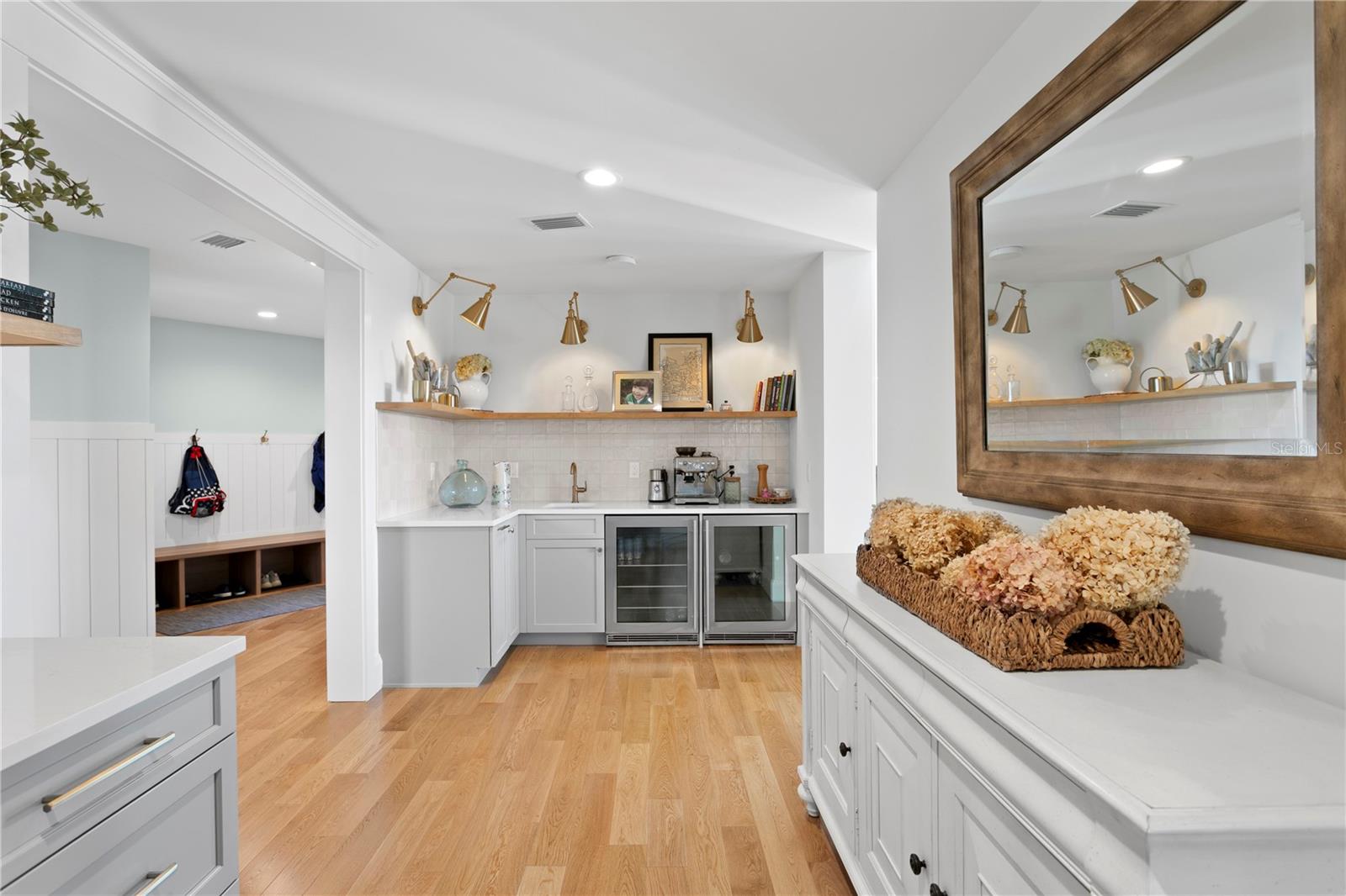 Listing photo id 22 for 7313 Pelican Island Drive