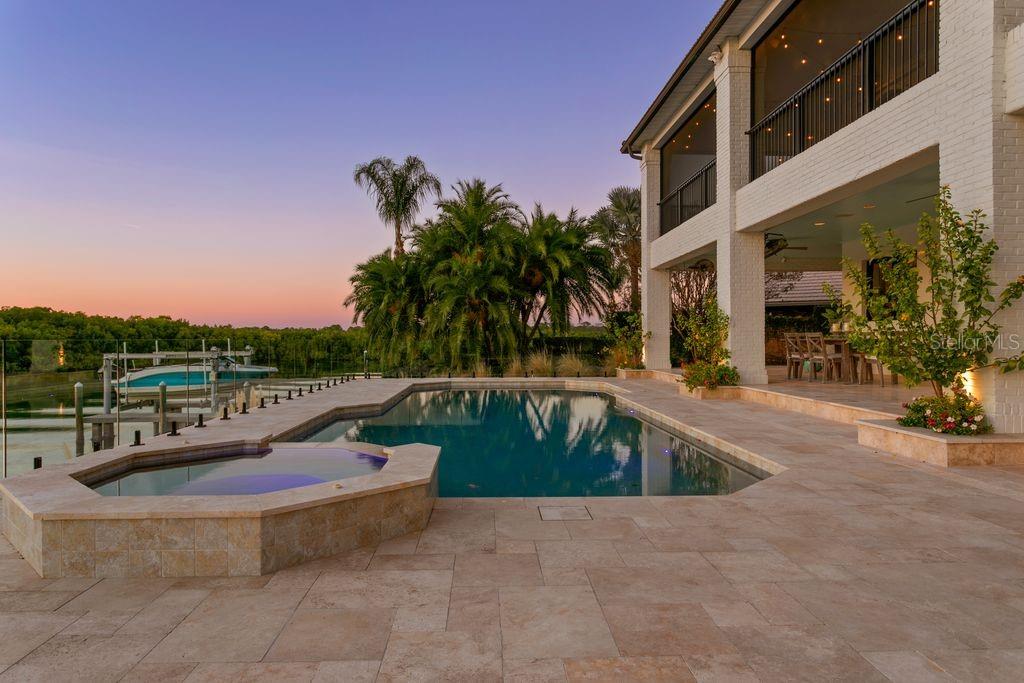 Listing photo id 2 for 7313 Pelican Island Drive