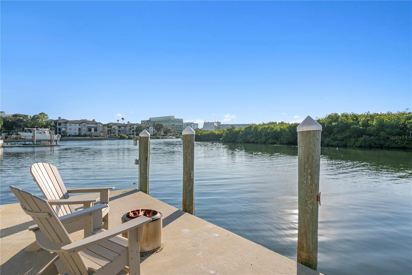 Listing photo id 46 for 7313 Pelican Island Drive