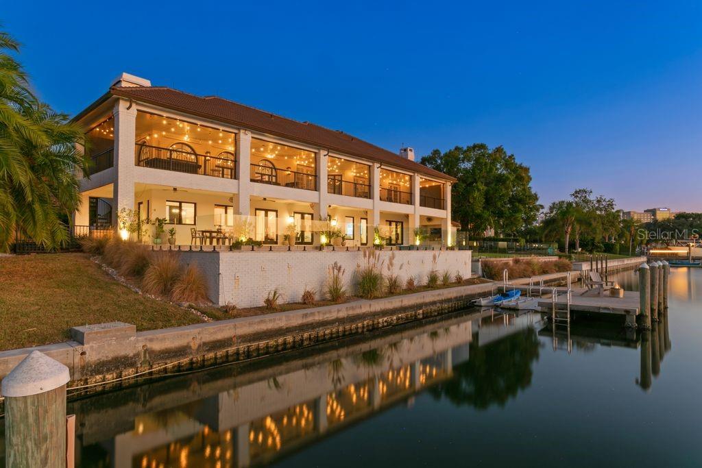 Listing photo id 3 for 7313 Pelican Island Drive