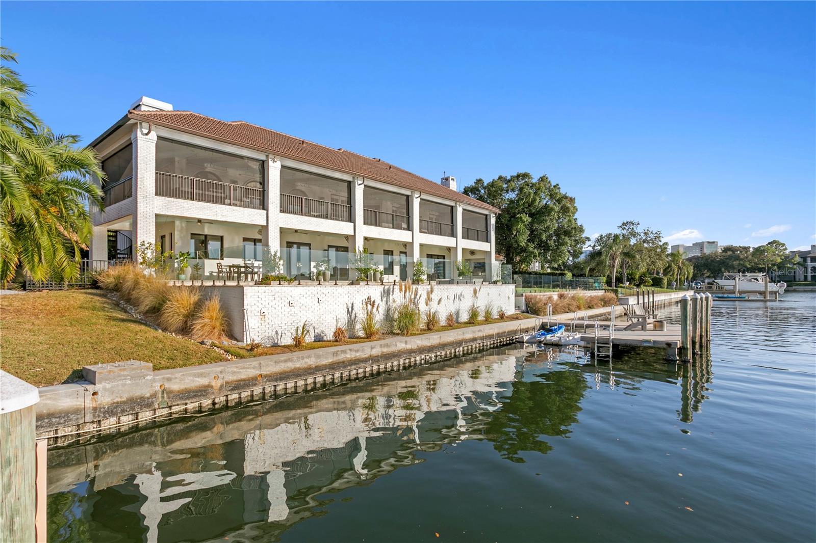 Listing photo id 51 for 7313 Pelican Island Drive