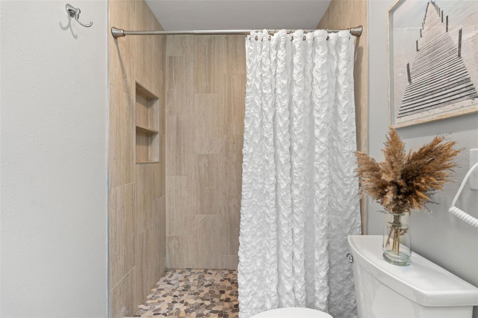 Image 22 of 57 For 2612 46th Street S