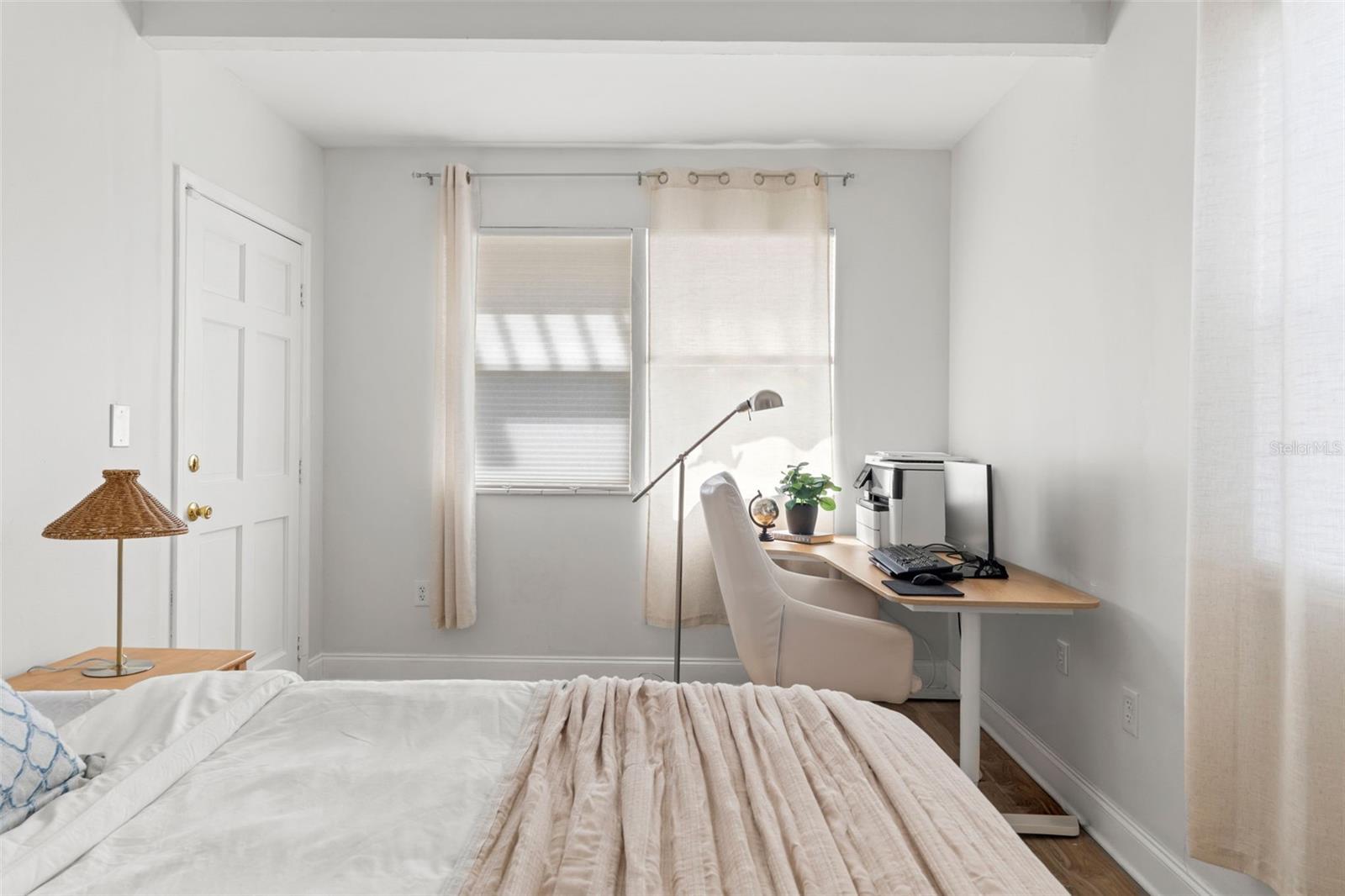 Image 26 of 57 For 2612 46th Street S