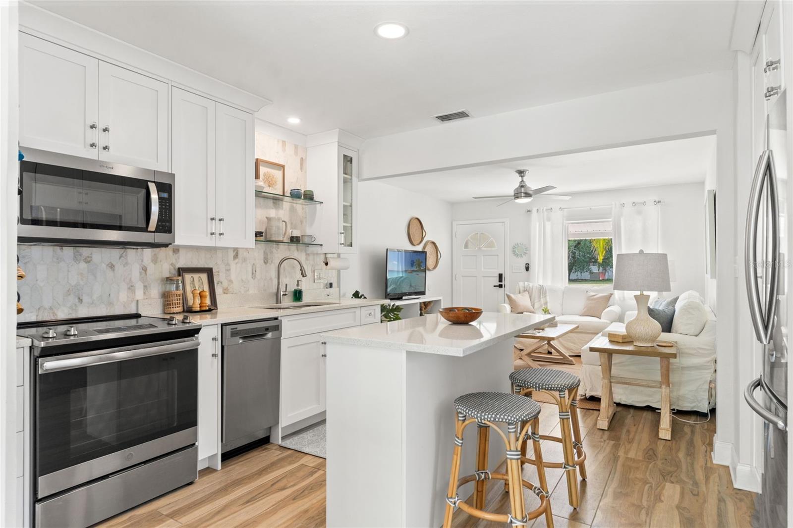 Image 4 of 57 For 2612 46th Street S