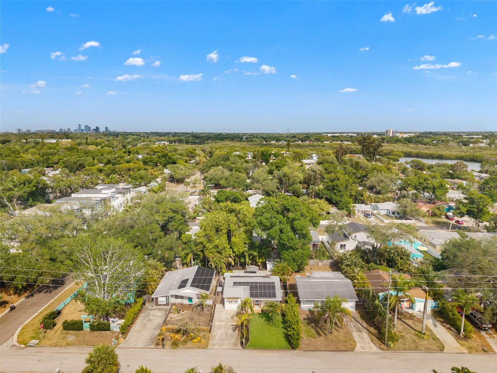 Image 43 of 57 For 2612 46th Street S