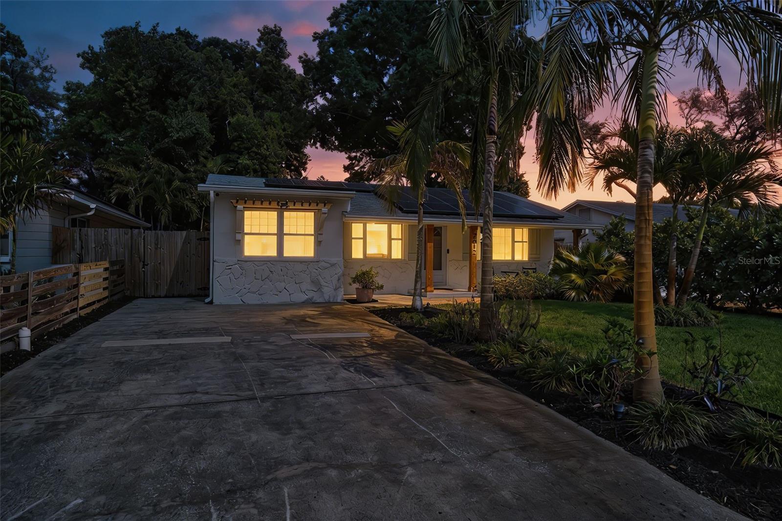 Image 45 of 57 For 2612 46th Street S