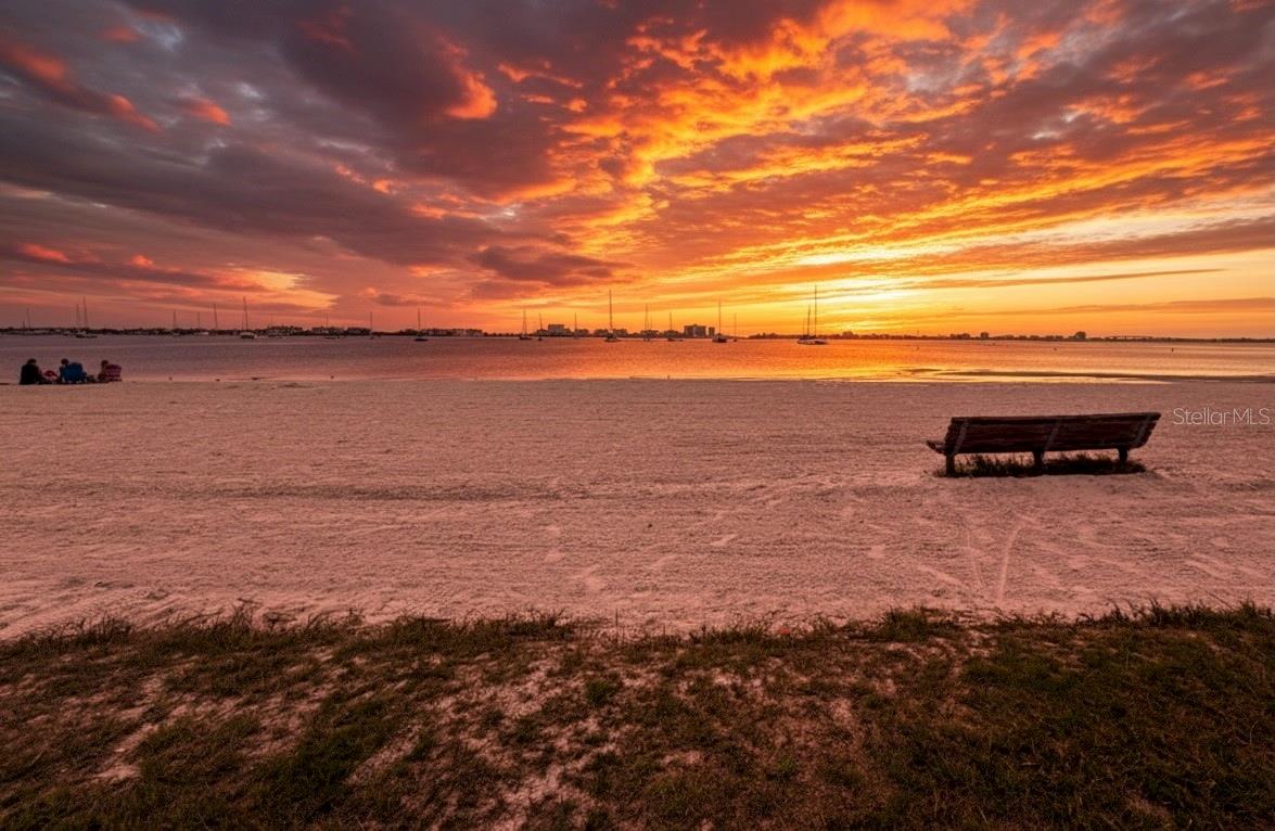 Image 52 of 57 For 2612 46th Street S