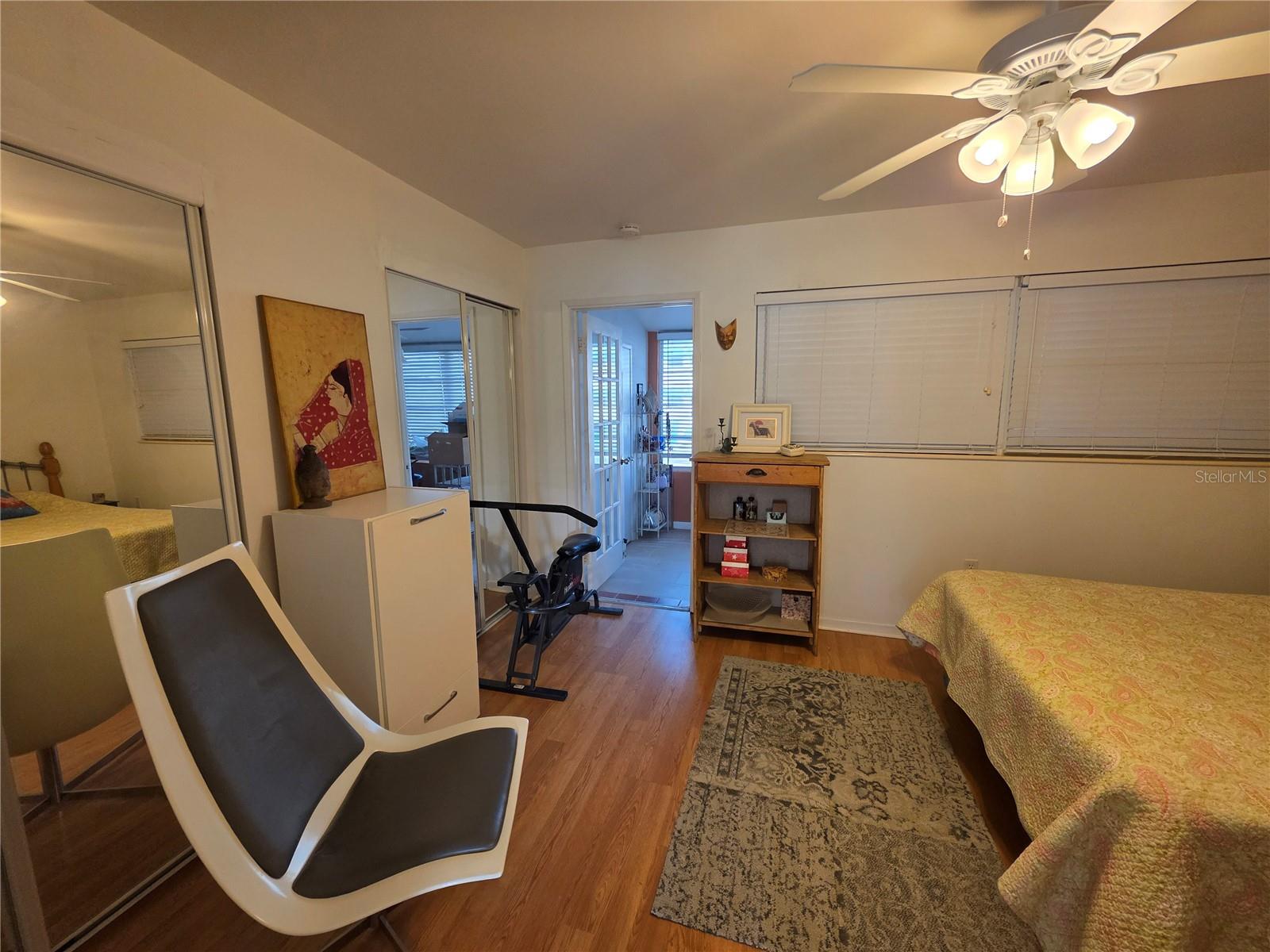 Image 10 of 17 For 5945 21st Street N 18