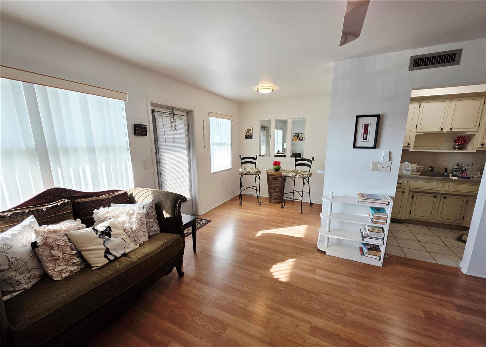 Image 4 of 17 For 5945 21st Street N 18